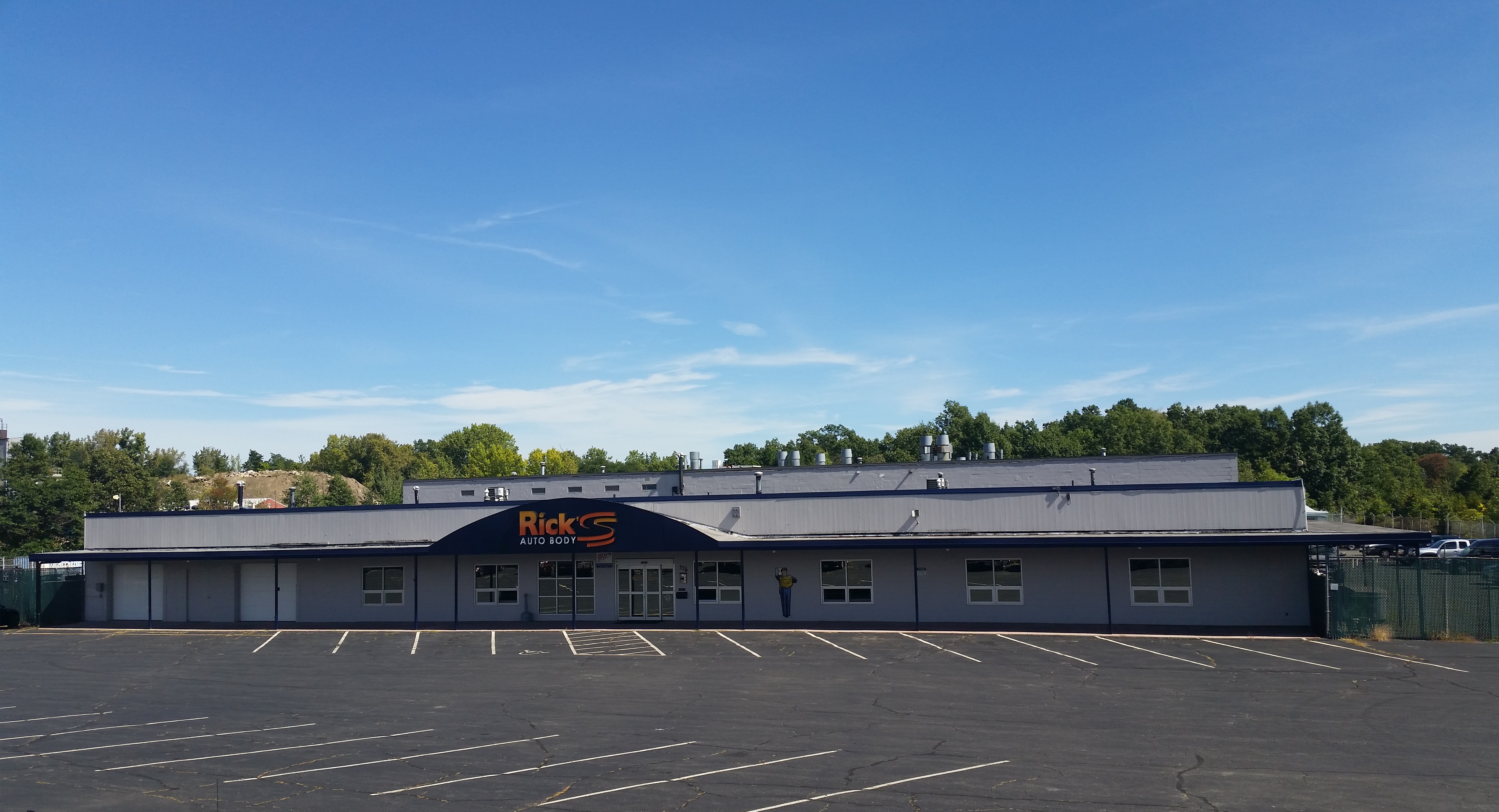 Rick's Auto Body gallery 1
