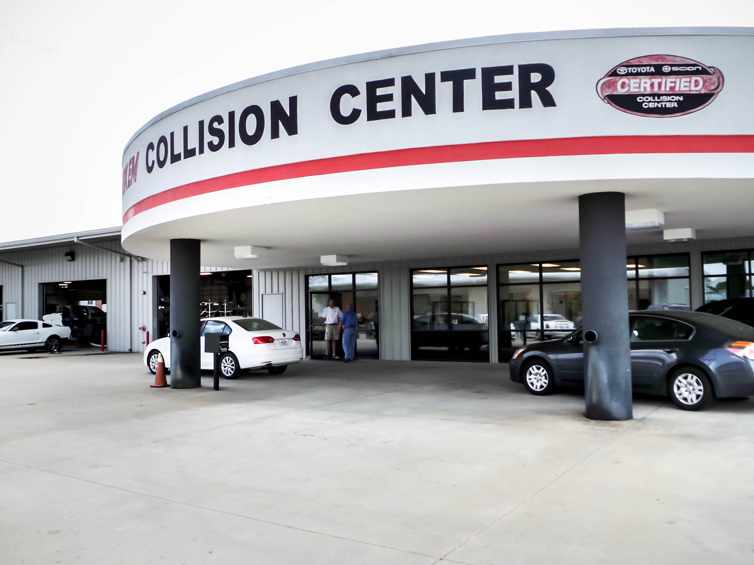 Yokem Toyota Collision Center gallery 2