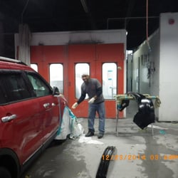 Tip Top Auto Body Inc. HQ gallery 4