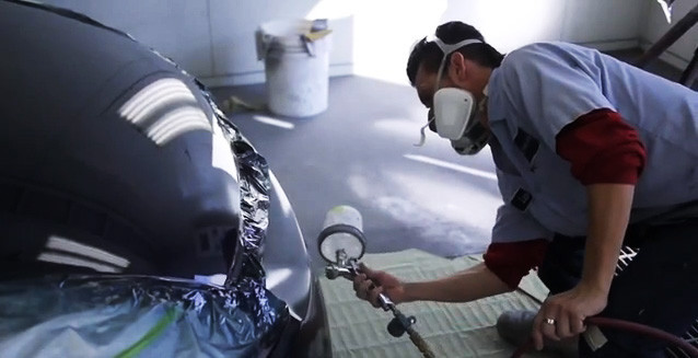 D M Auto Body gallery 1