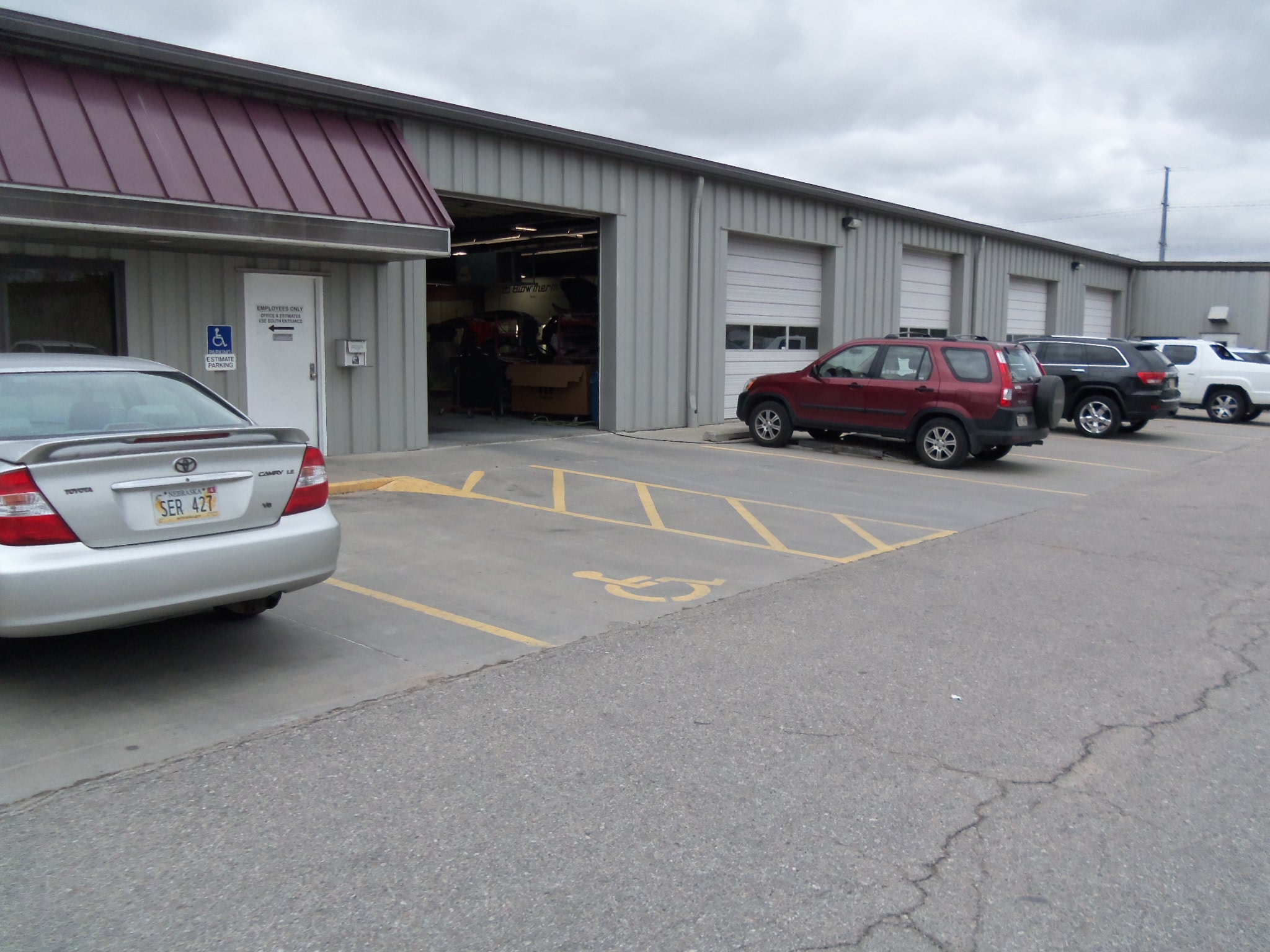 Tracy's Body Shop South gallery 7