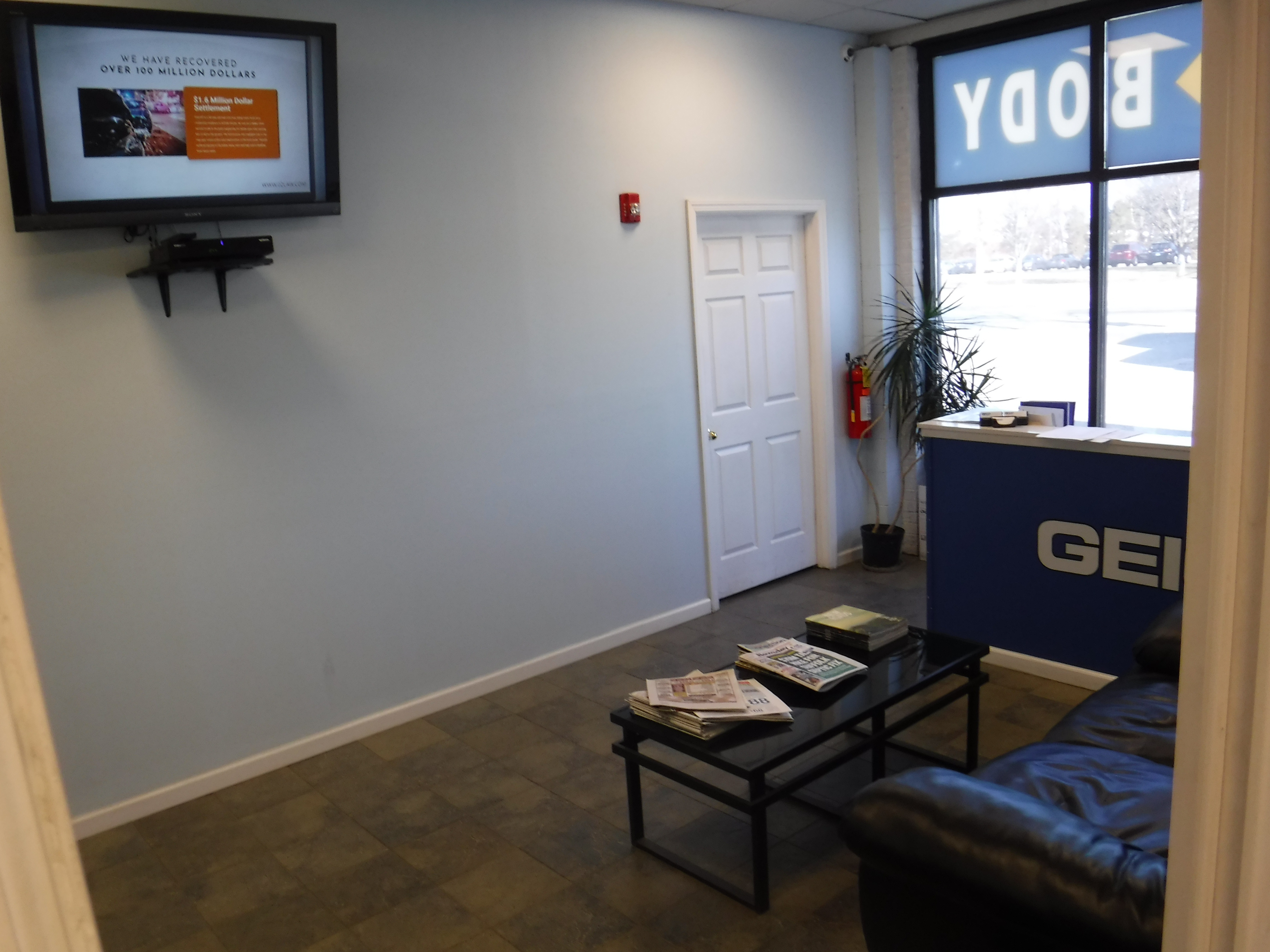 Scotsman's Auto Body gallery 4