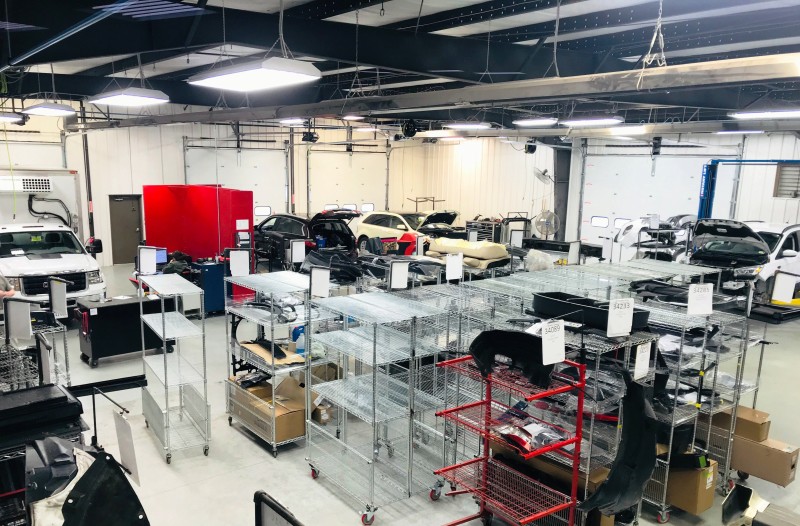 Sandrof Auto Body & Collision gallery 3