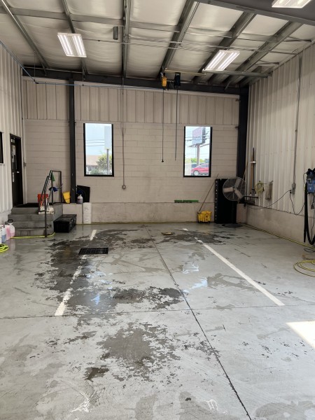 Sandrof Auto Body & Collision gallery 4