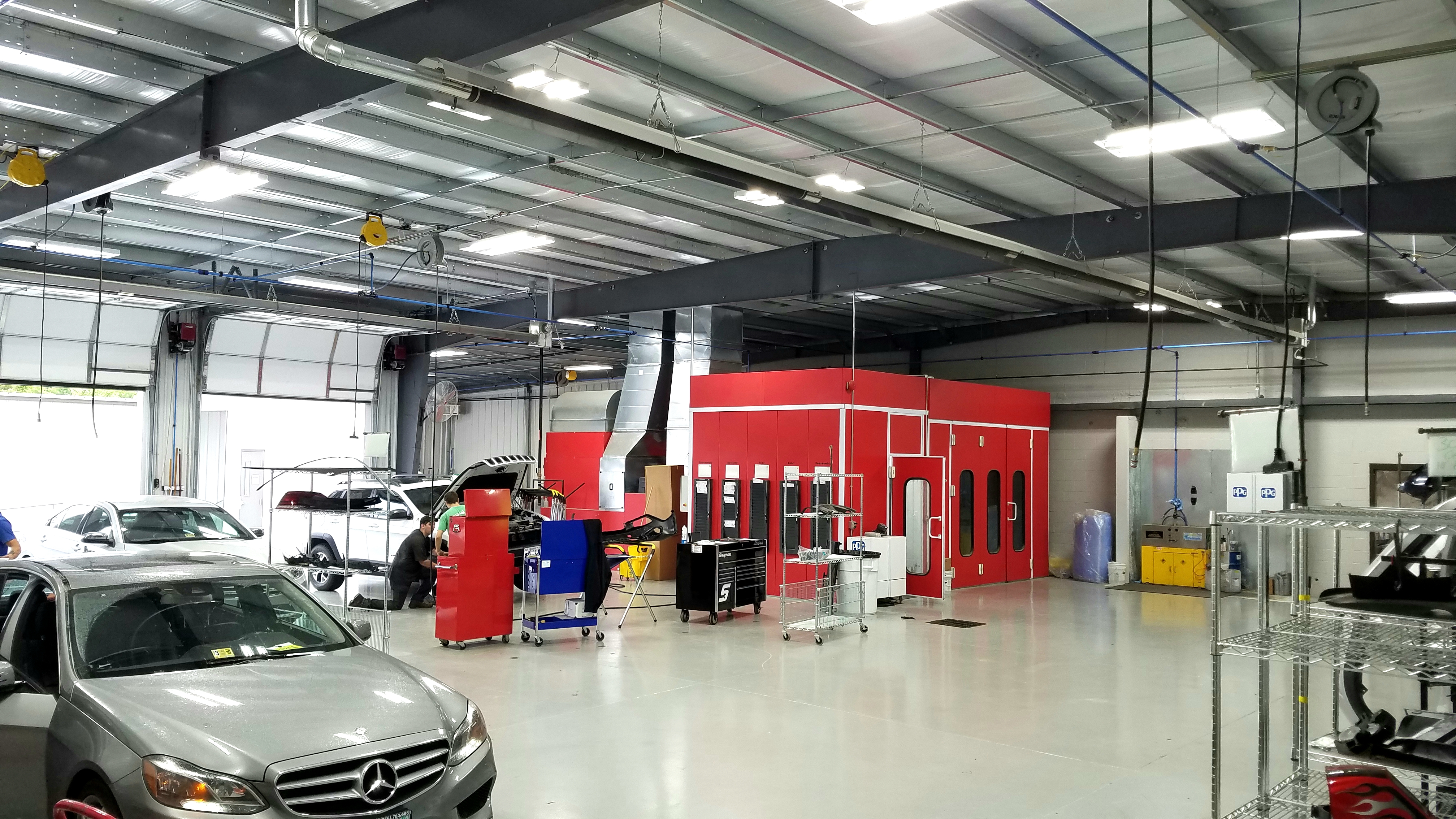 Sandrof Auto Body & Collision gallery 5