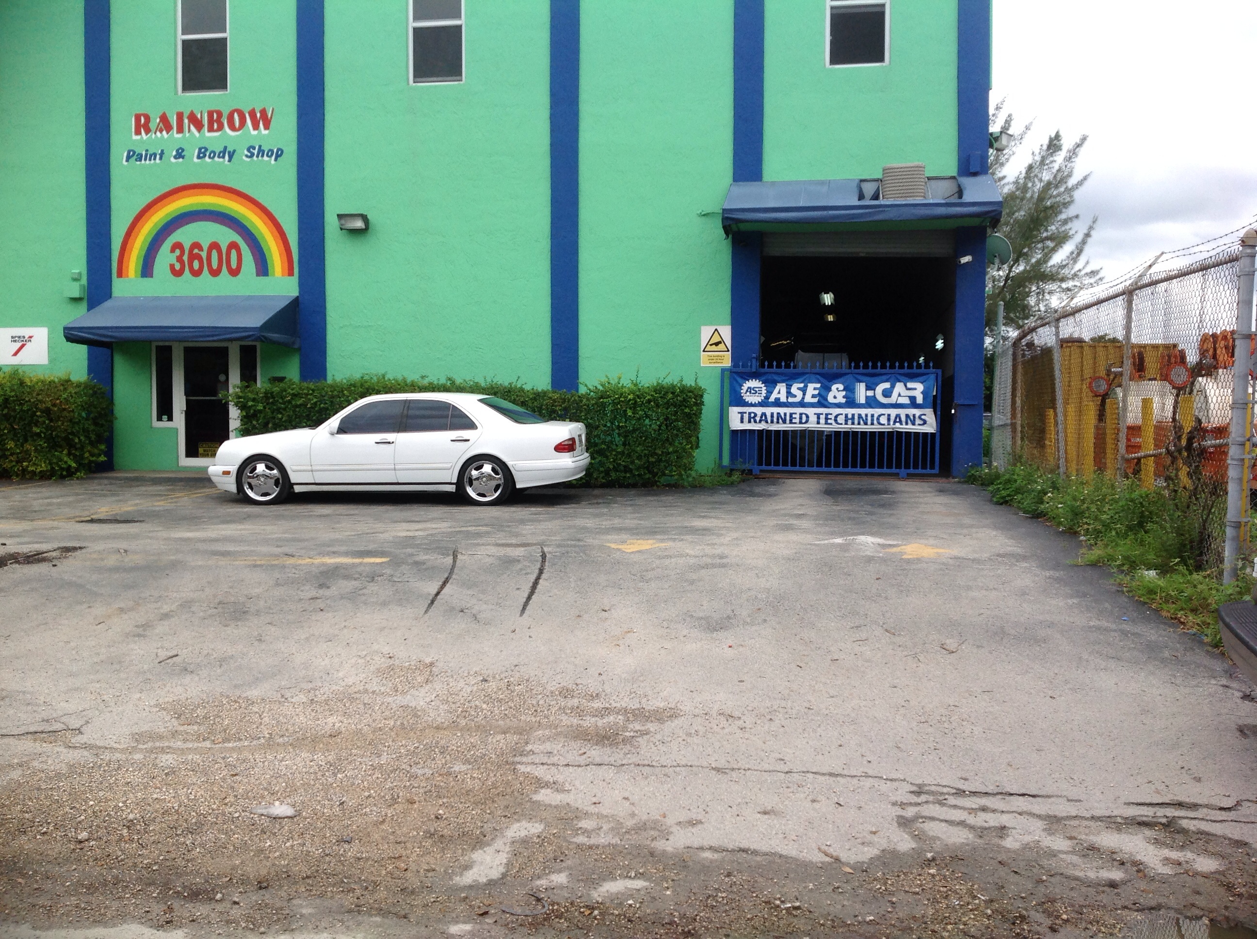 Rainbow Paint & Body Shop