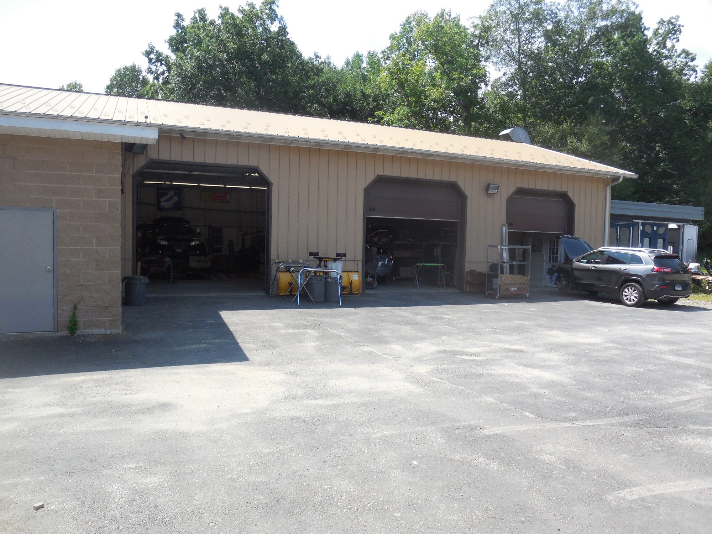 R & C Auto Body, Inc. gallery 6