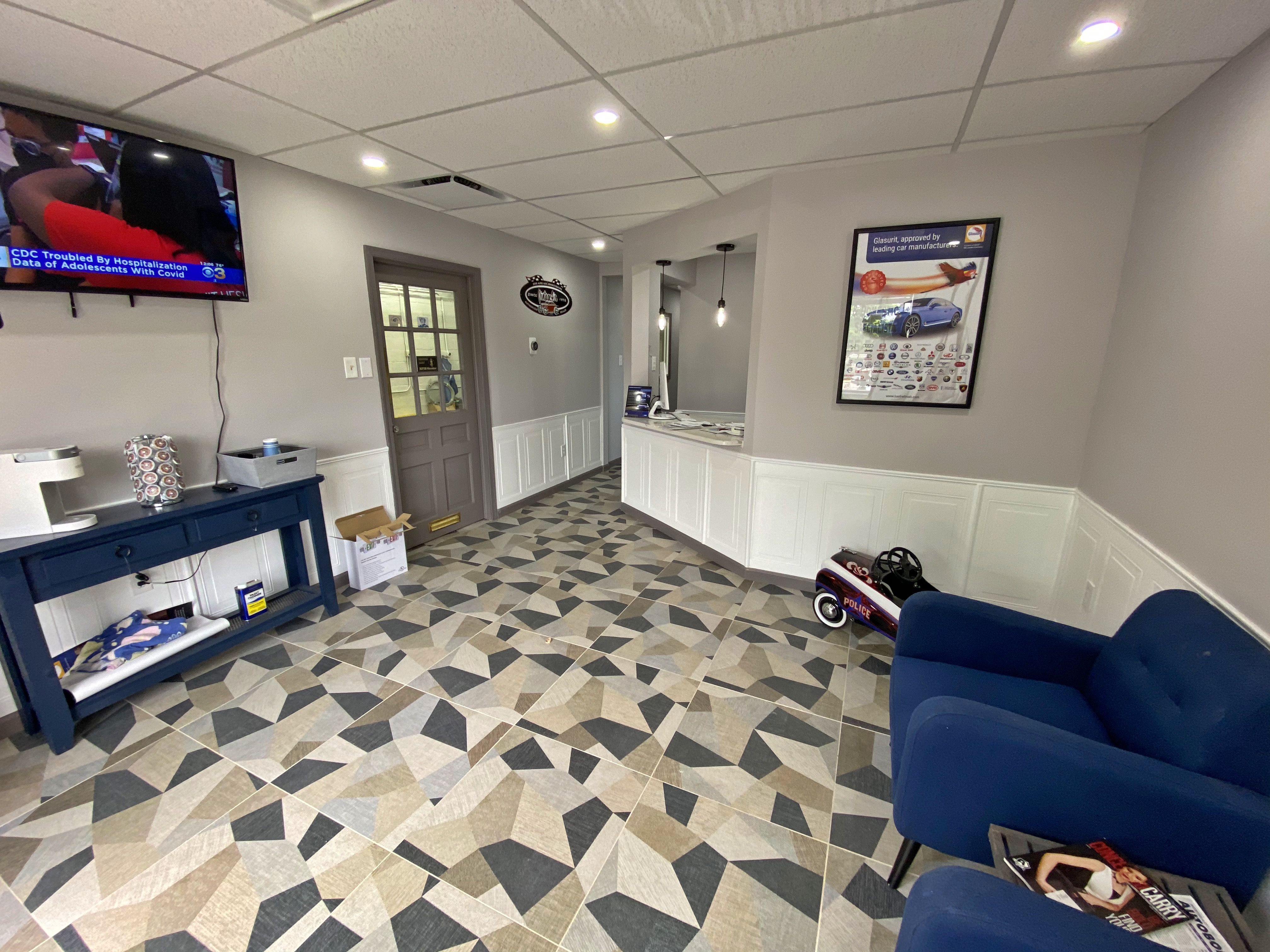 CARSTAR Quality Auto Body gallery 2