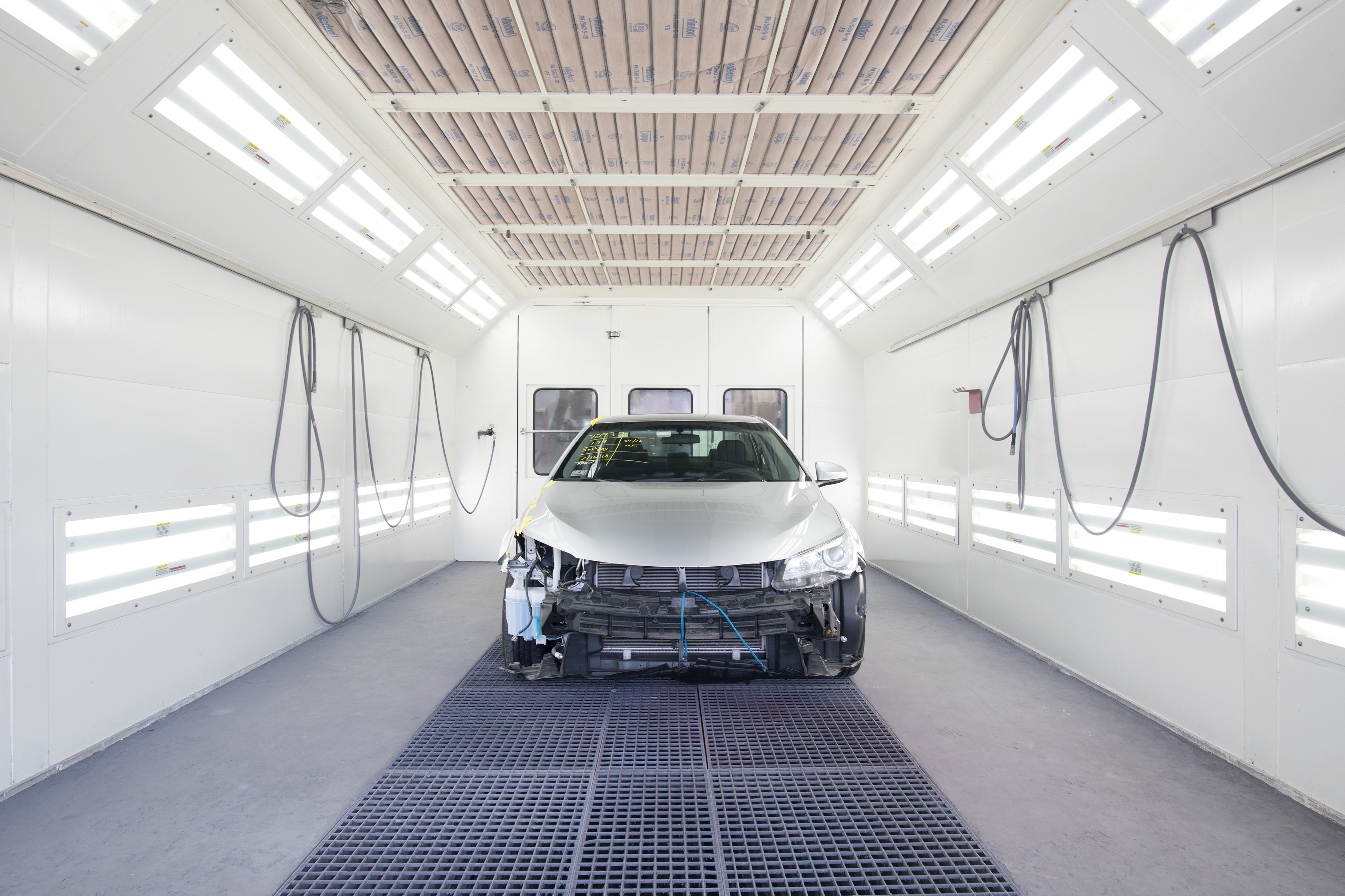 Mengel-DaFonte Auto Body Inc. gallery 5