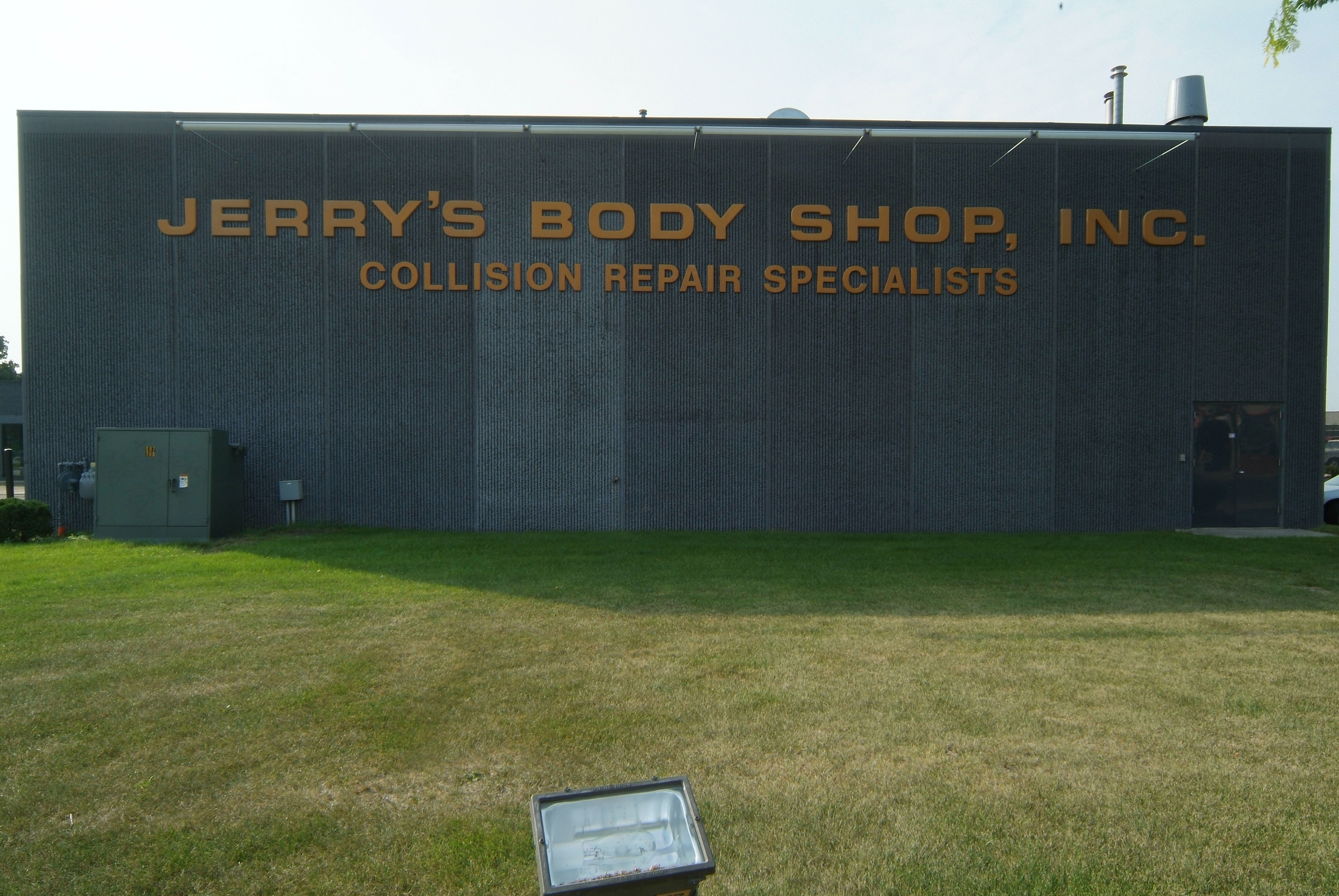Jerry's ABRA Auto Body and Glass gallery 7