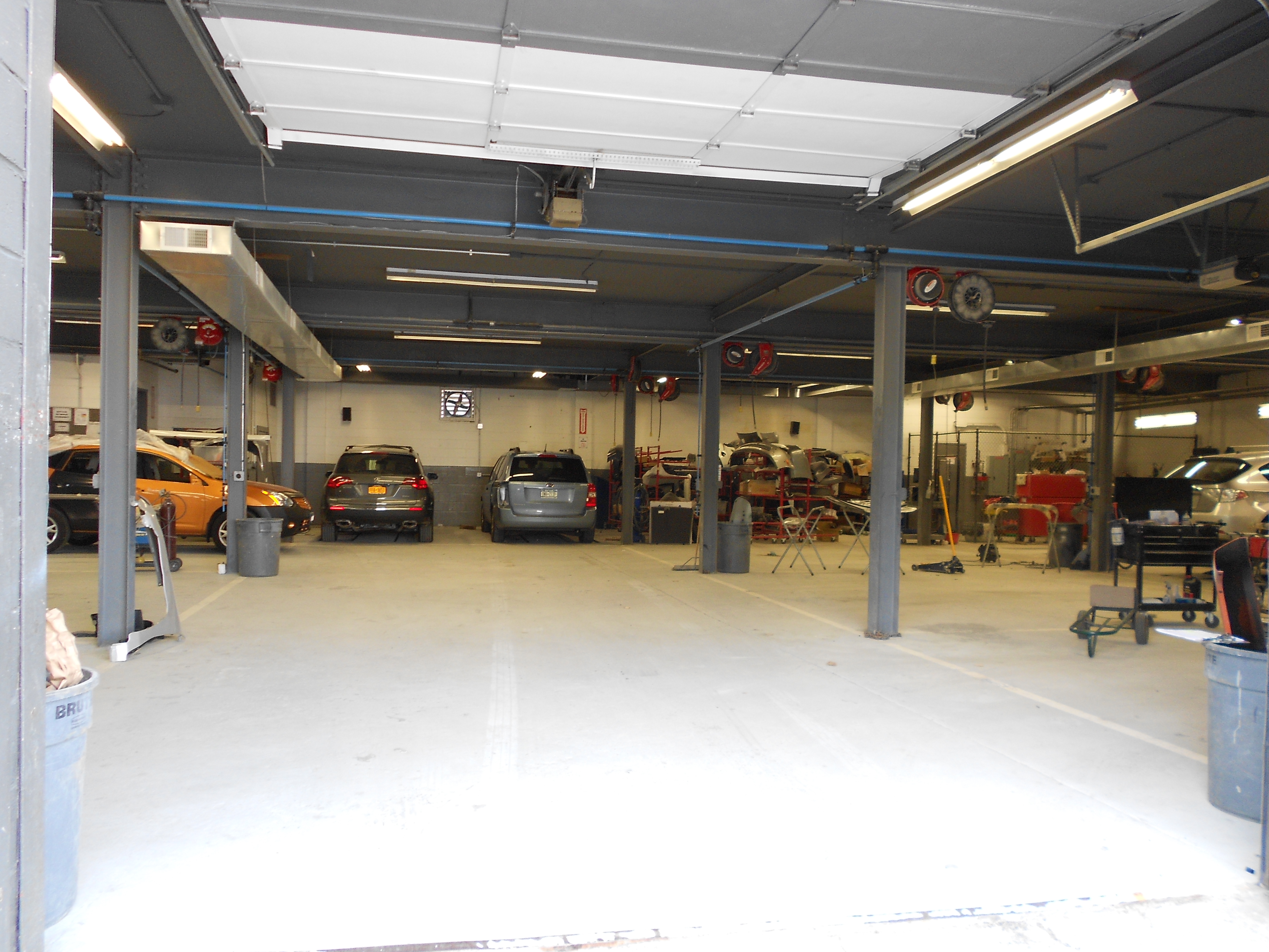 IFM Collision Center gallery 5