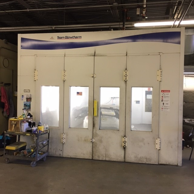 Holman Collision Center gallery 3
