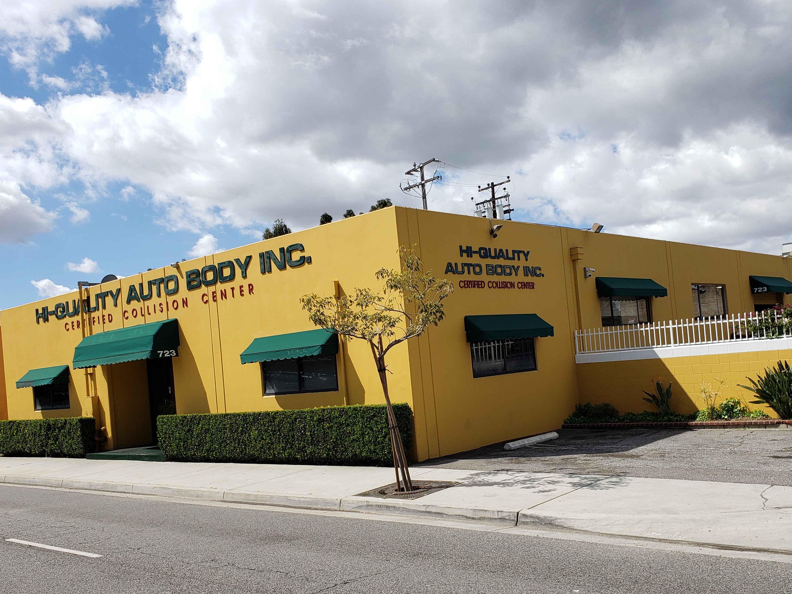 Hi-Quality Auto Body Inc. gallery 1