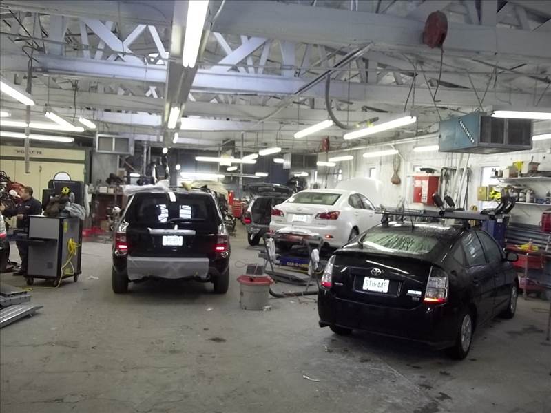 Fort Lee Road Auto Body gallery 3