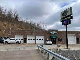 Elm Grove Collision Center gallery 5