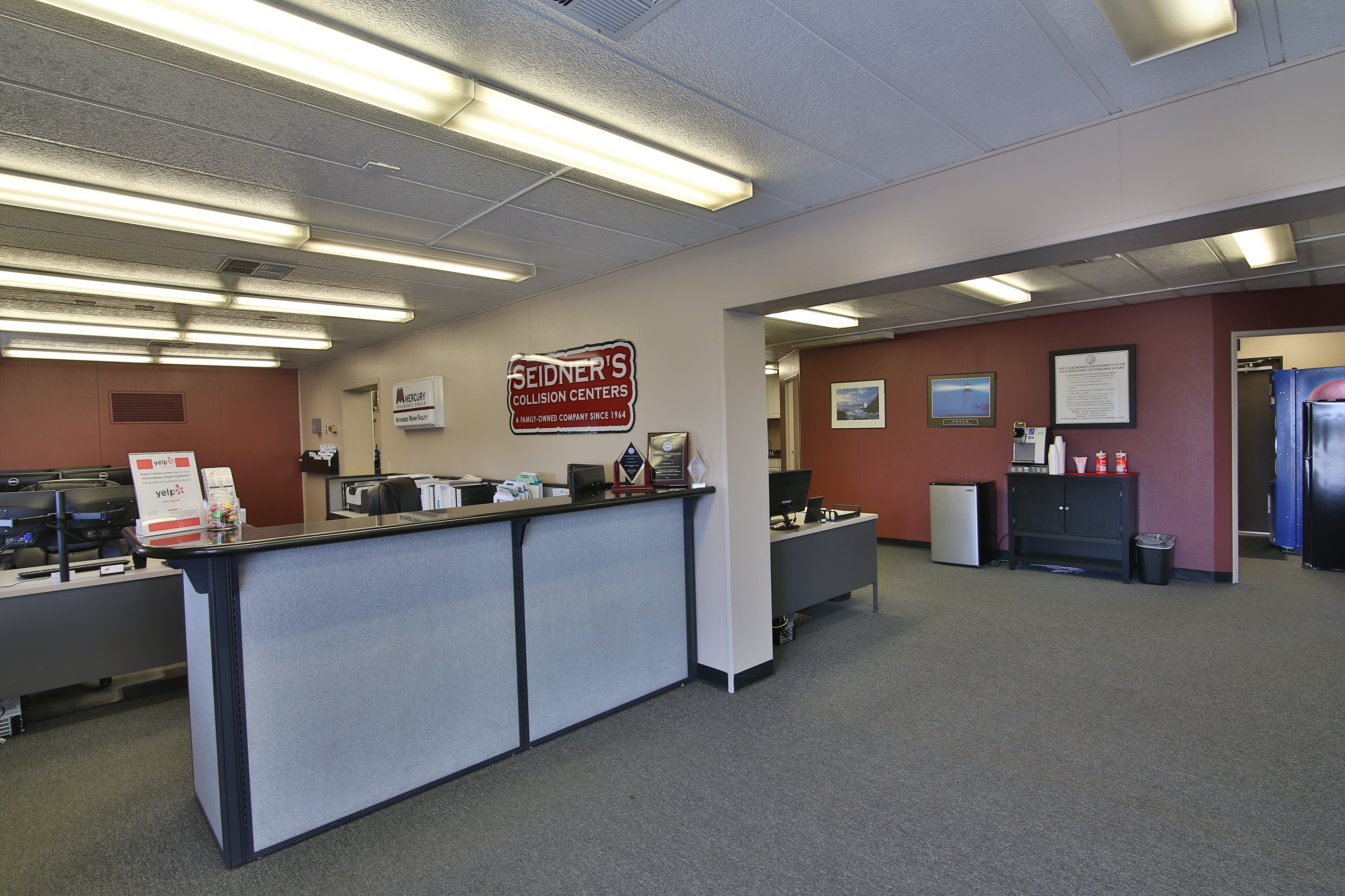 Seidner's Collision Centers - Perris gallery 2