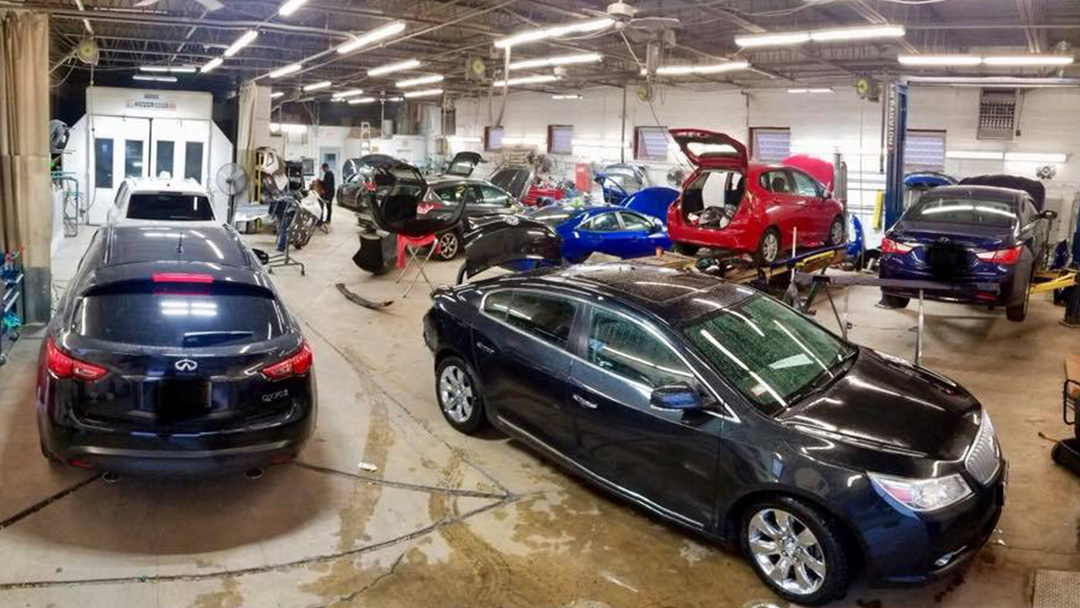 Collision Service Center gallery 3