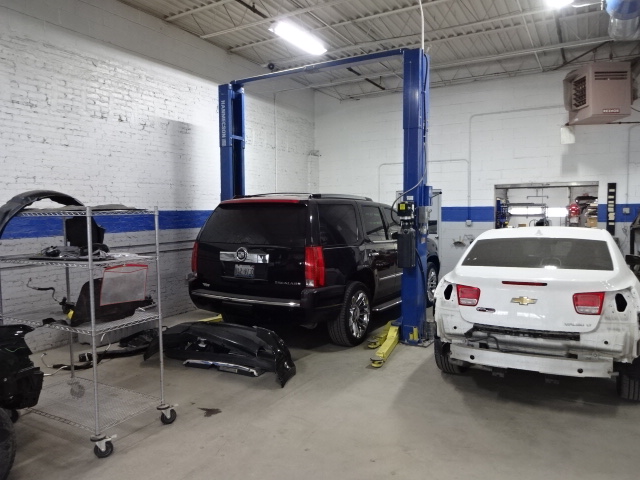 CARSTAR Scola's Collision Center gallery 3
