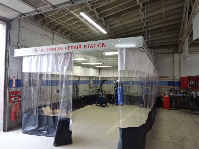 CARSTAR Scola's Collision Center gallery 4