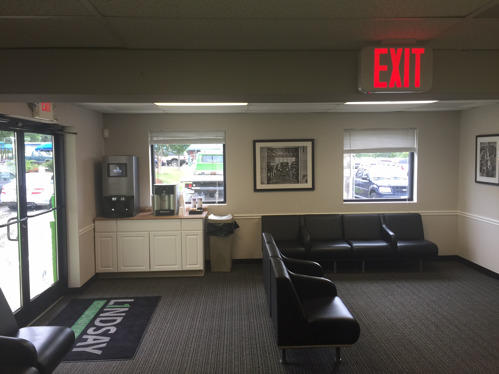 Lindsay Collision Center gallery 3