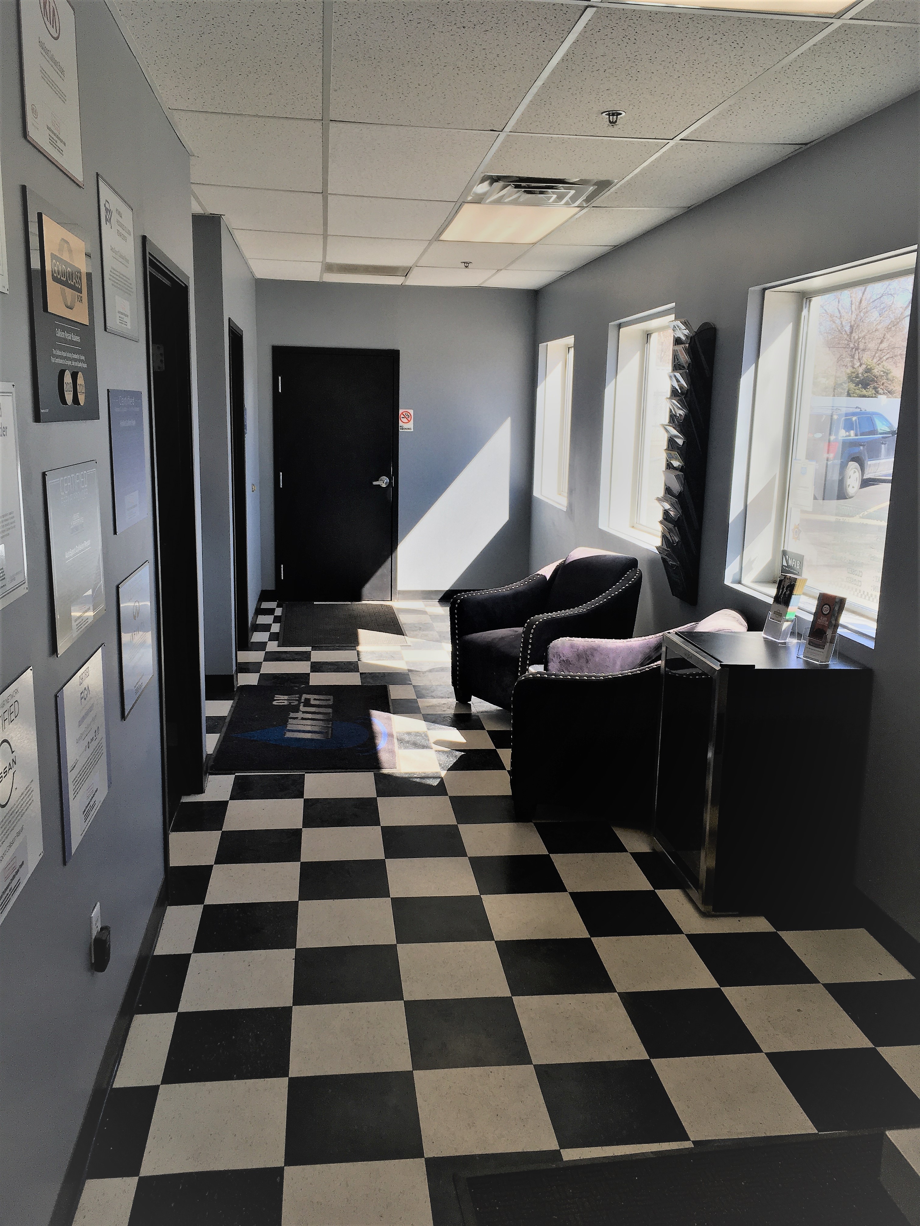 CARSTAR AutoSport Collision gallery 5