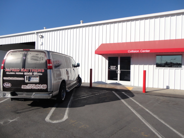 Alfred Matthews Collision Centers gallery 6