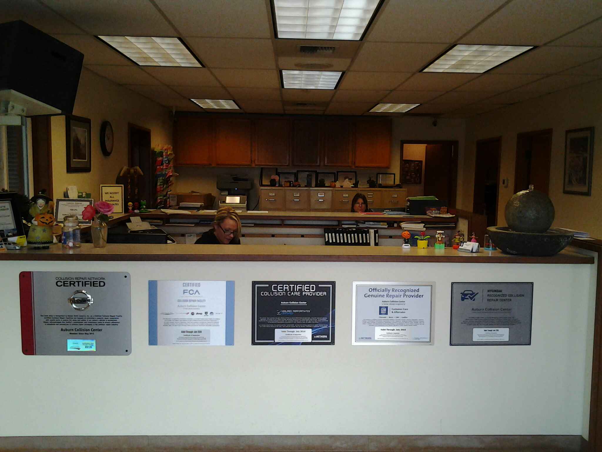 Auburn Collision Center gallery 2