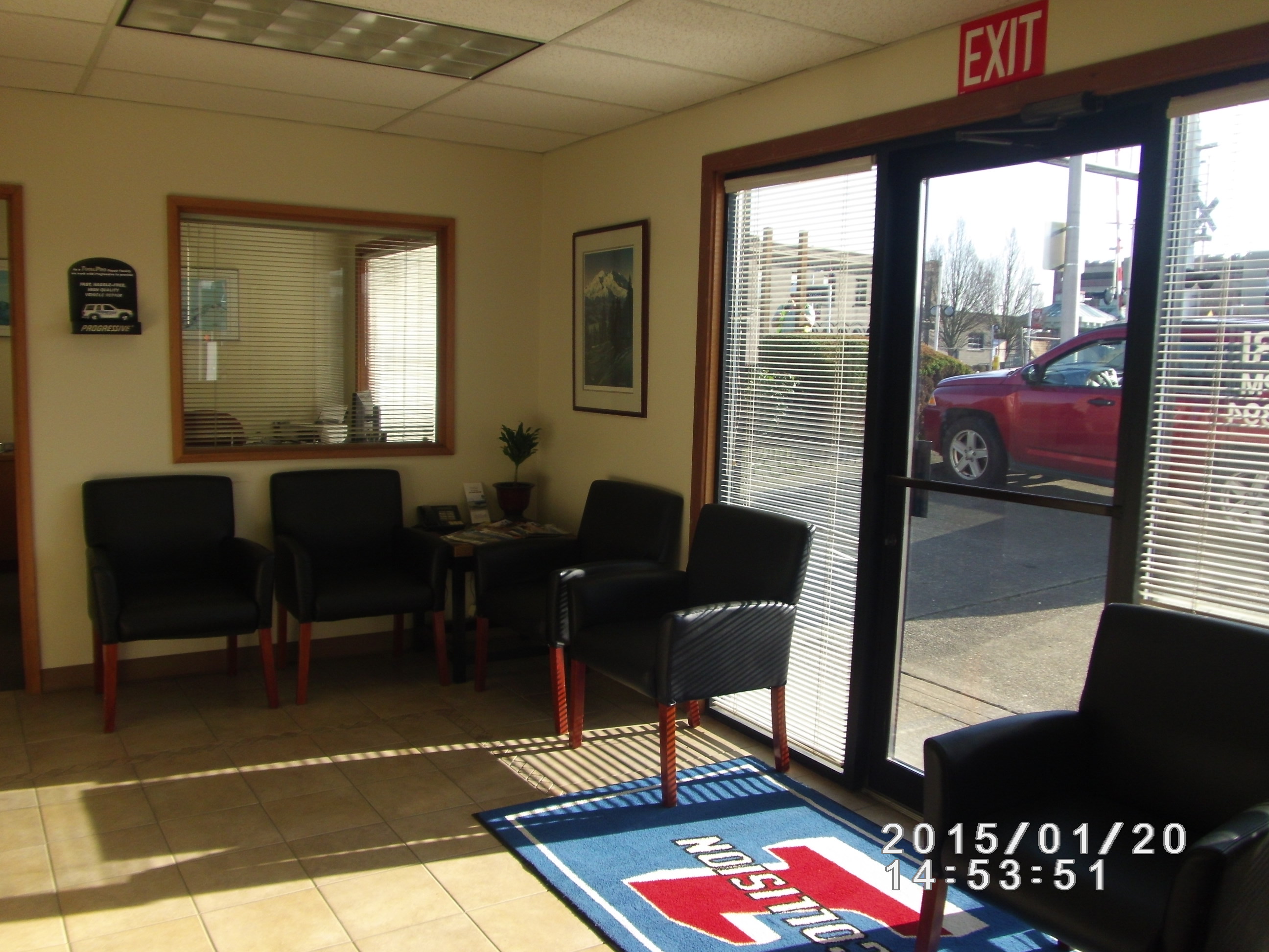 Auburn Collision Center gallery 4