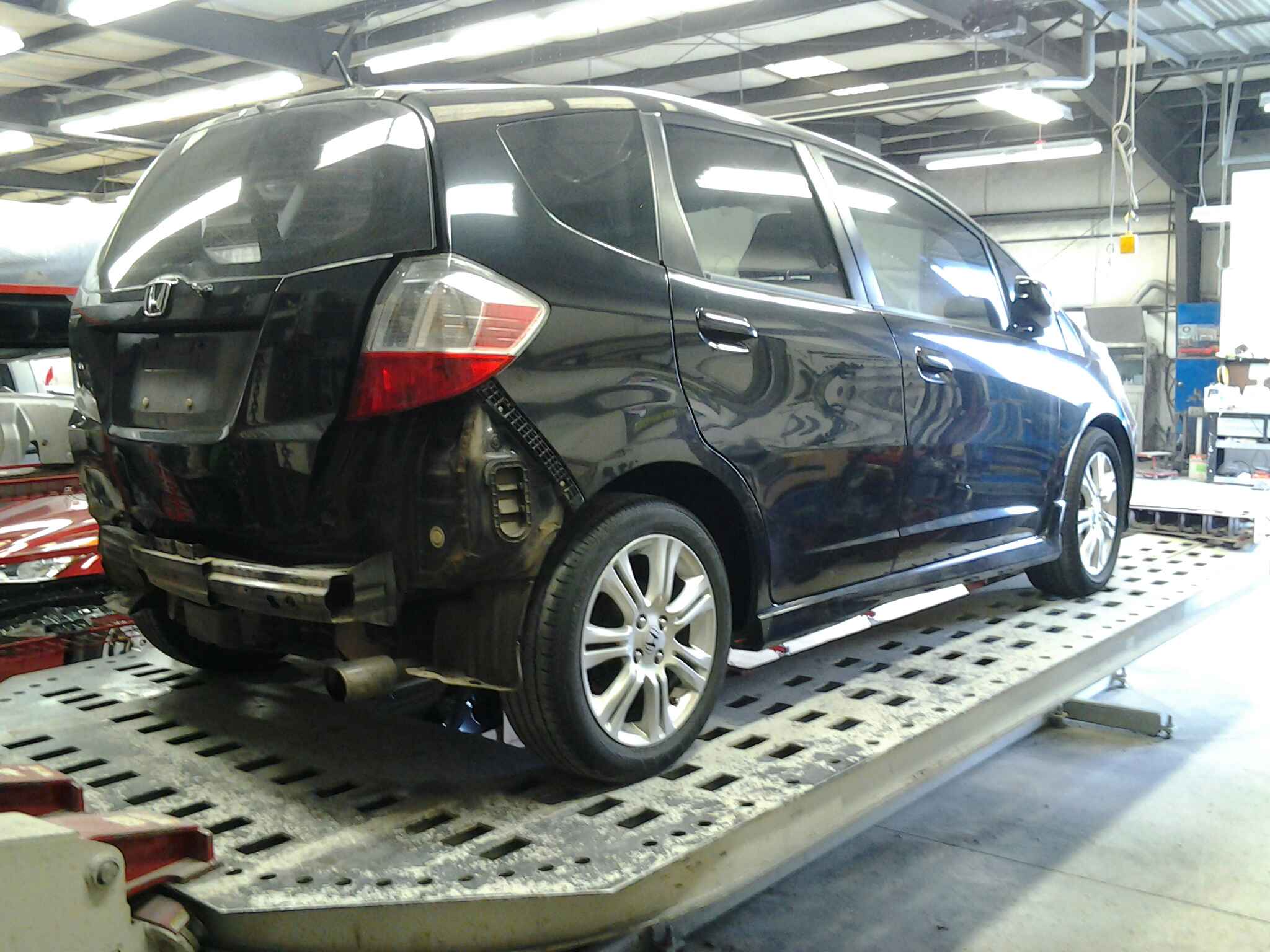 Auburn Collision Center gallery 5