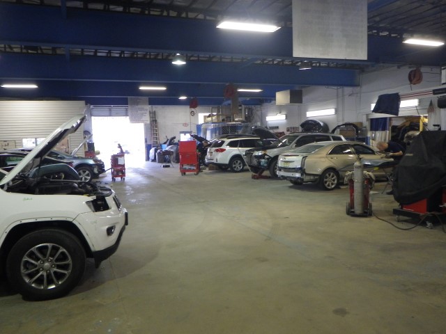 Anthonys Auto Body gallery 7