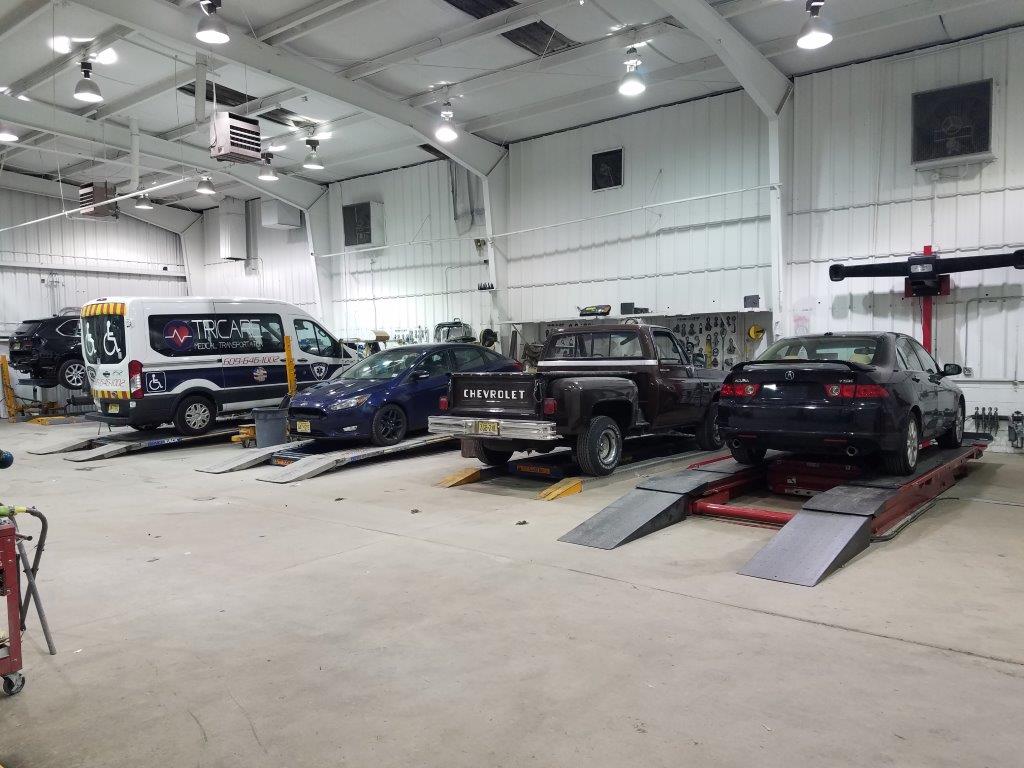 Atlantic Auto Body gallery 3
