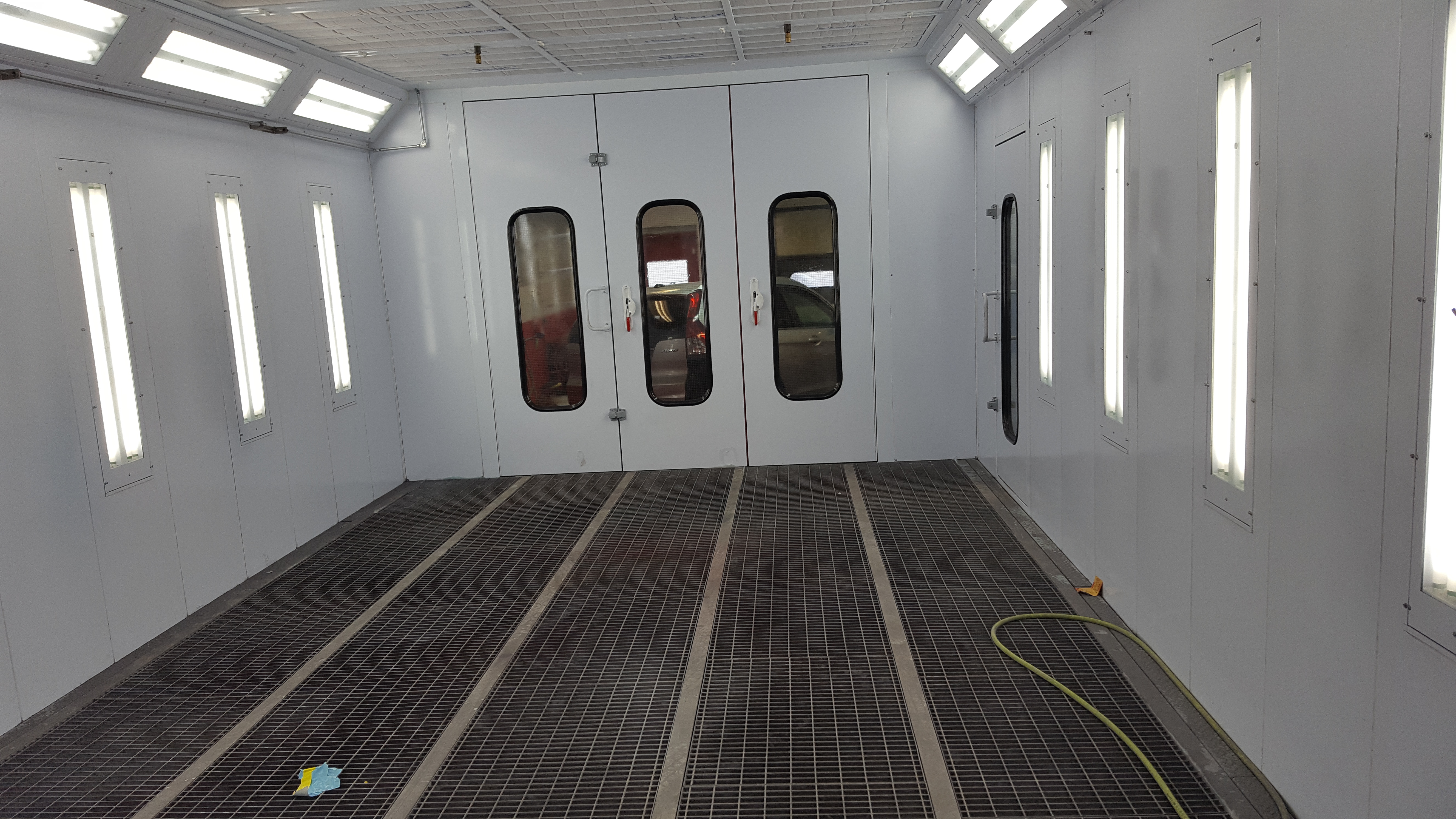 New Trimble Auto Body, Inc. gallery 6