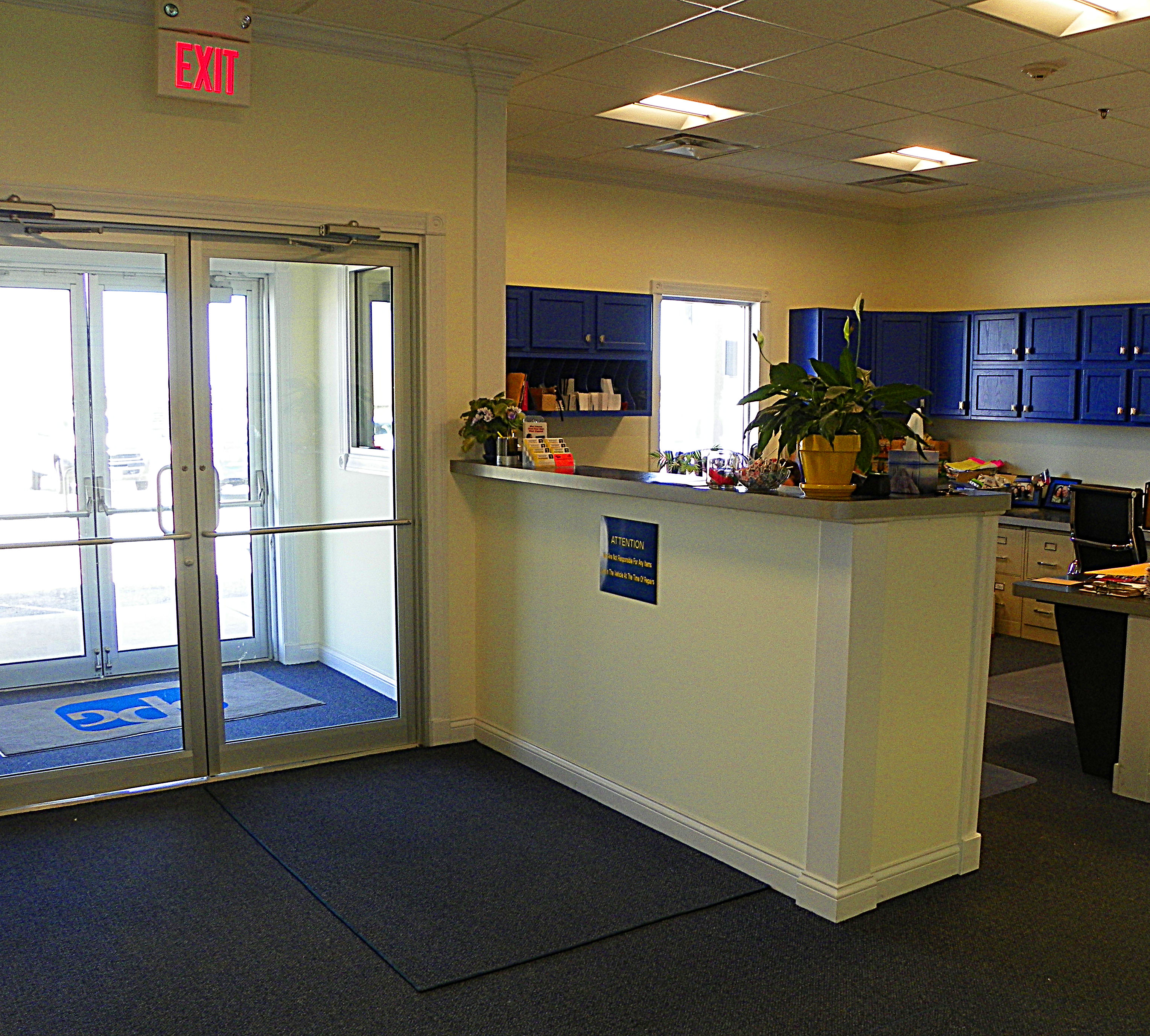 Enneking Auto Body gallery 2
