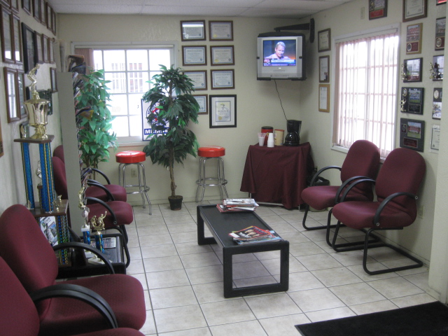 Kelly's Body Shop, Inc. gallery 2