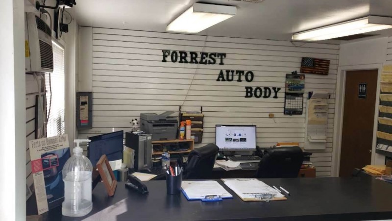 Forrest Auto Body gallery 1