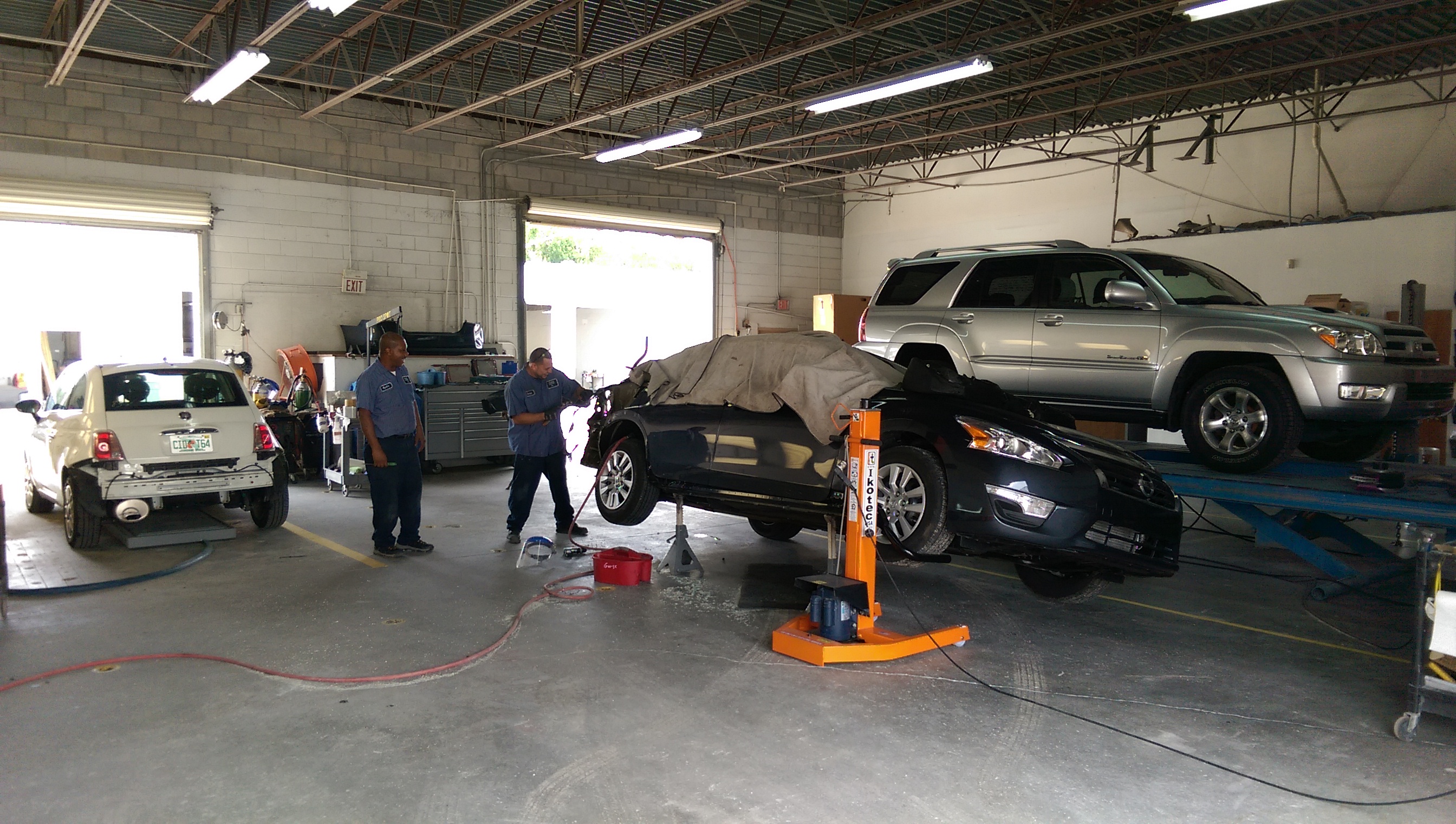 CARSTAR Collimotive Center gallery 3
