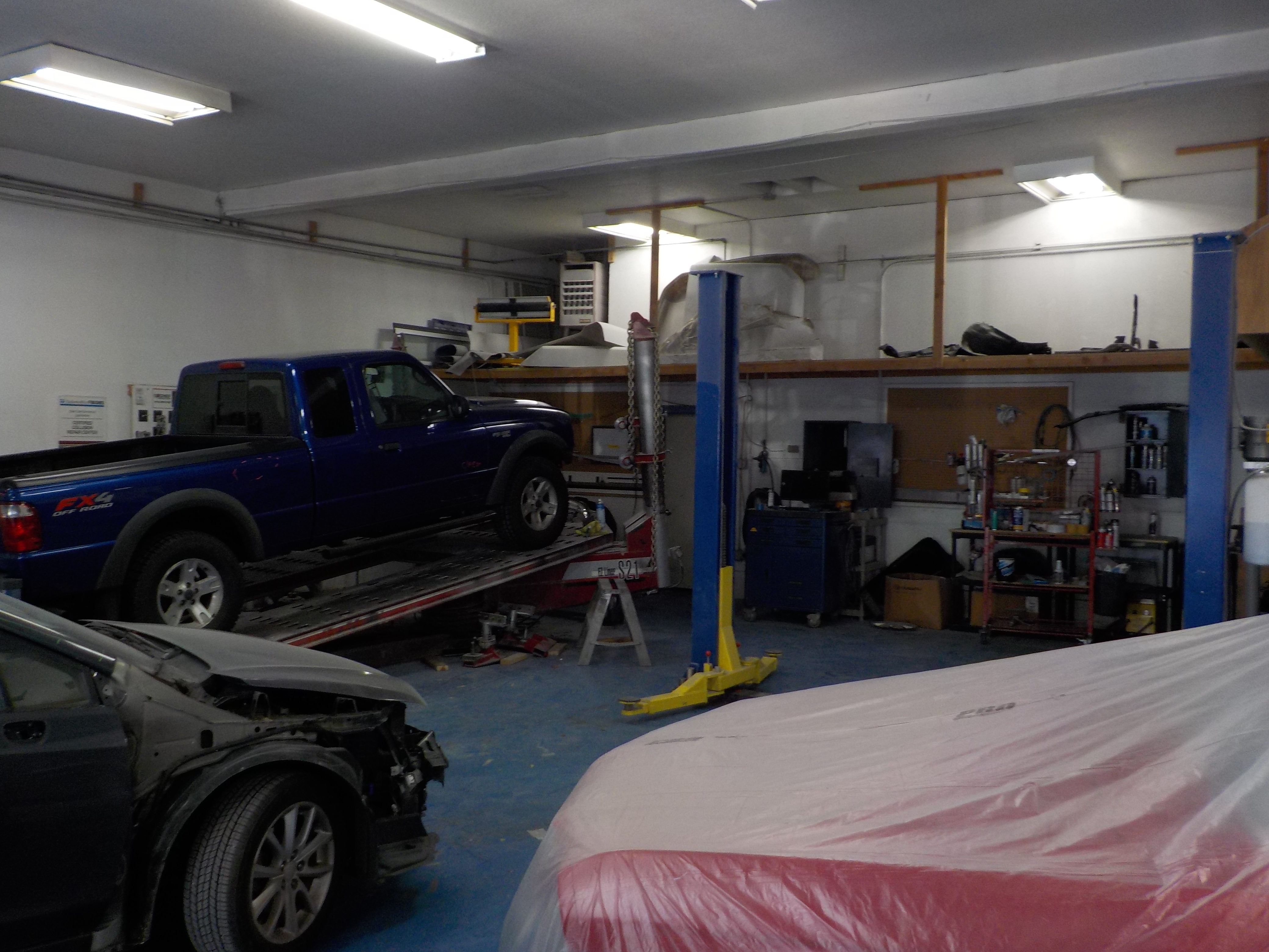 Womack Auto Body gallery 5