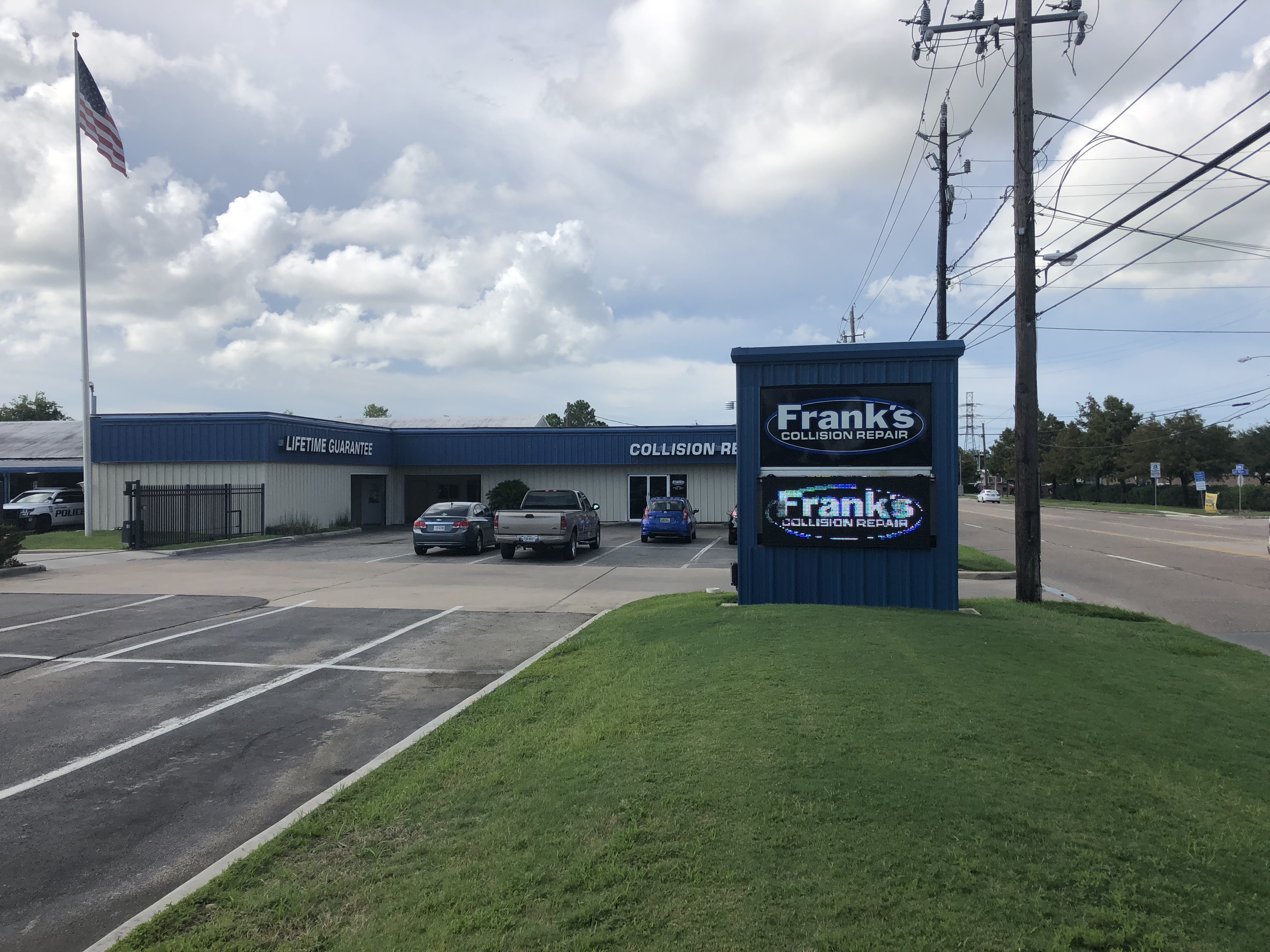 Frank's Collision Repair - Baytown gallery 1