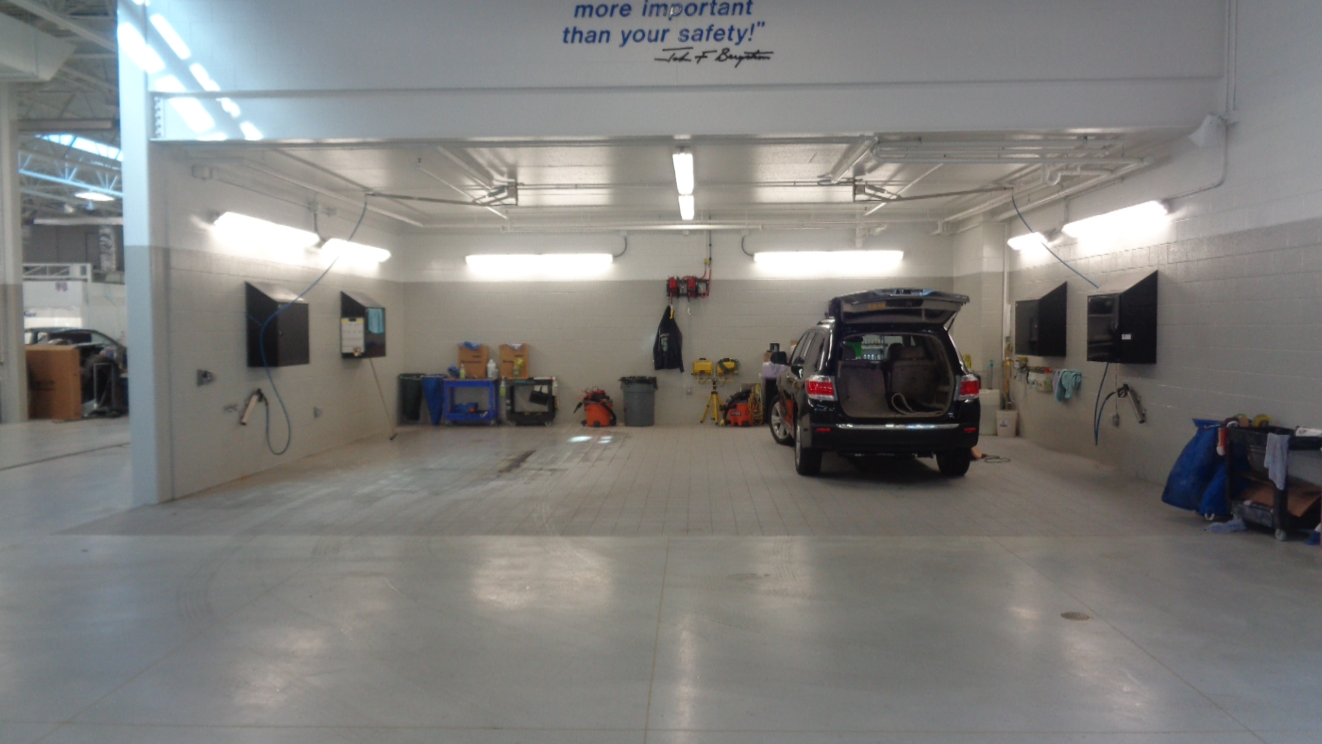 Bergstrom Victory Lane Body Shop gallery 4