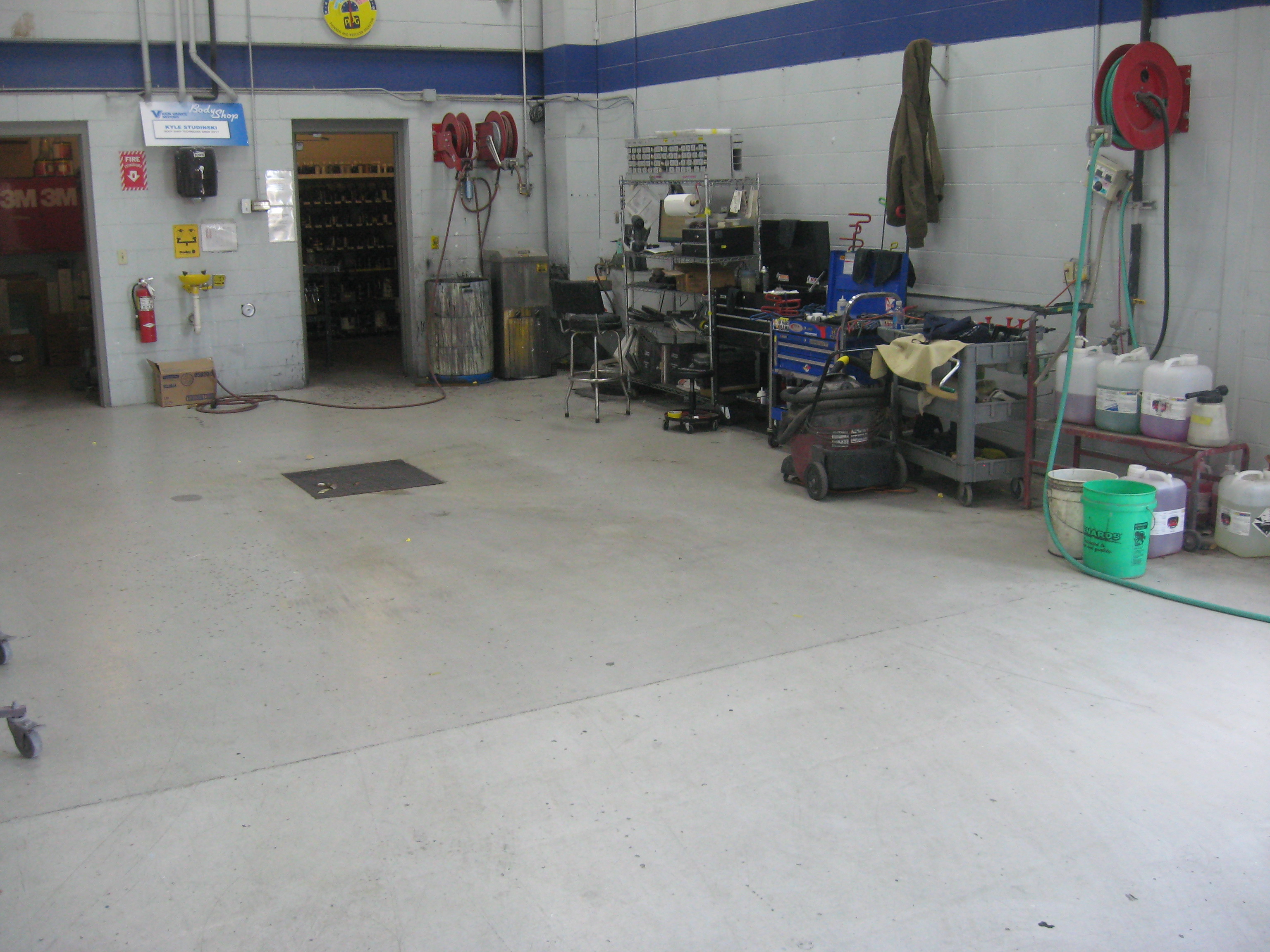 Vance Collision Center gallery 2