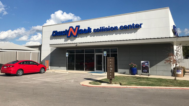CHUCK NASH COLLISION CENTER gallery 1