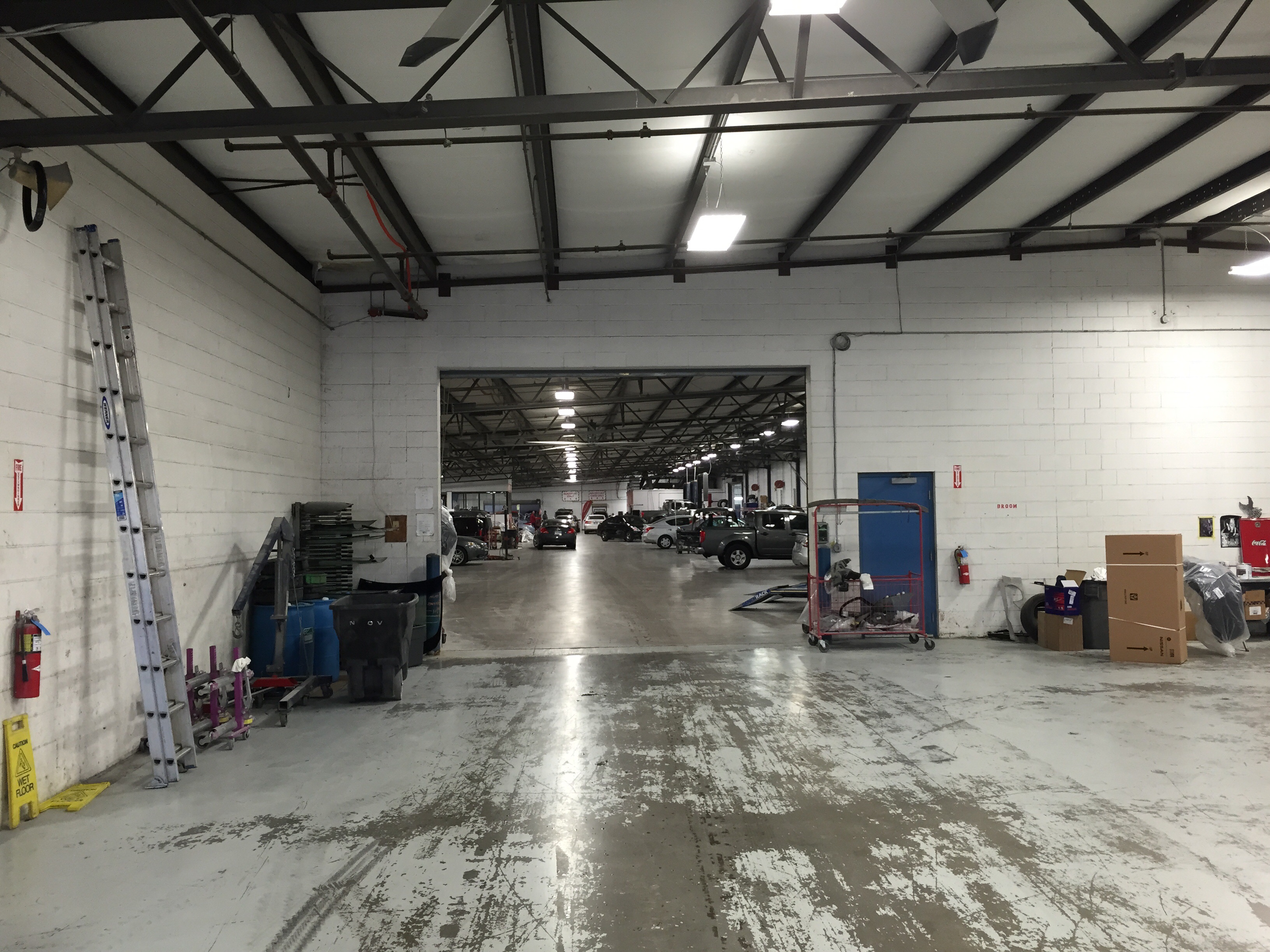 Trophy Nissan Collision Center gallery 4