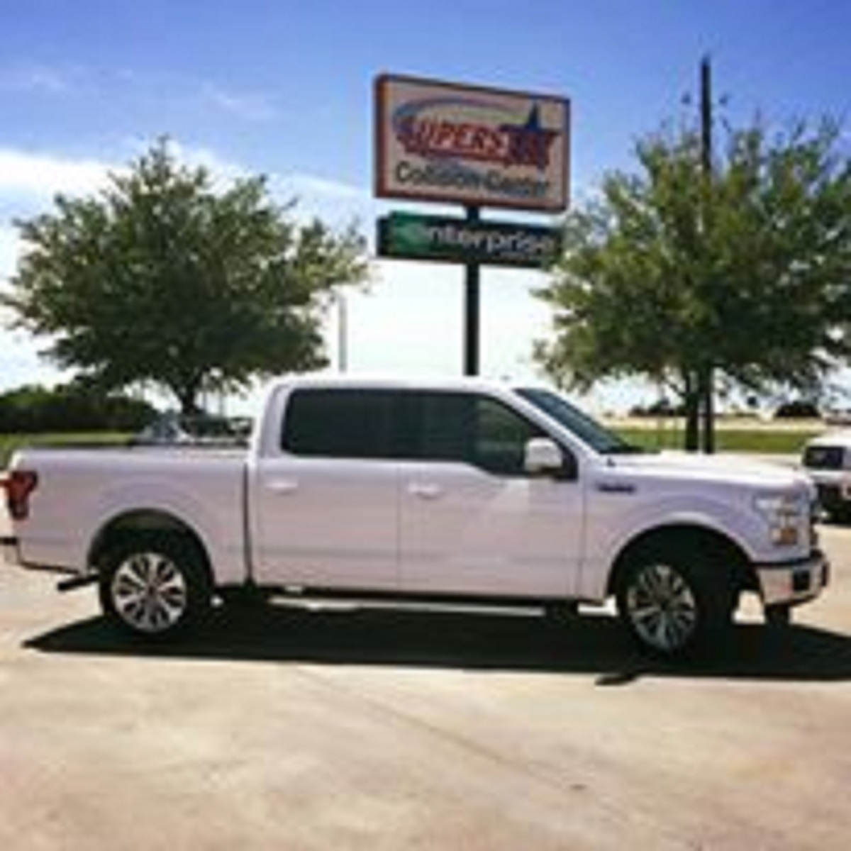 Super Star Collision Center, LLC gallery 3