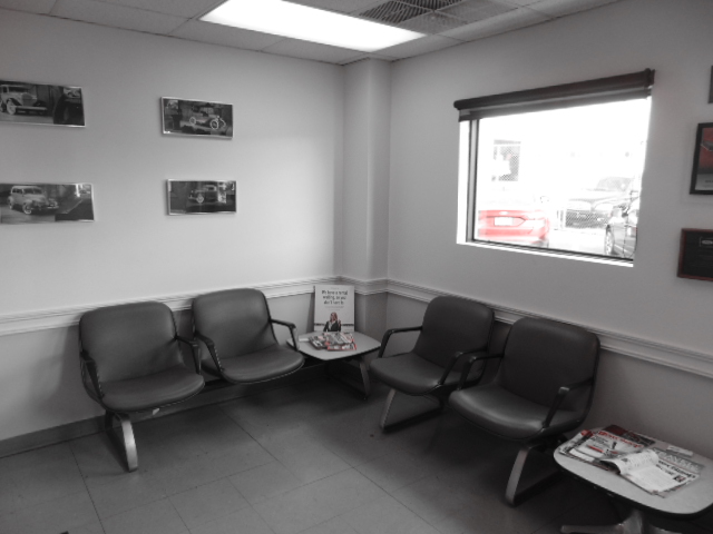 Ted Russell Body Shop gallery 2