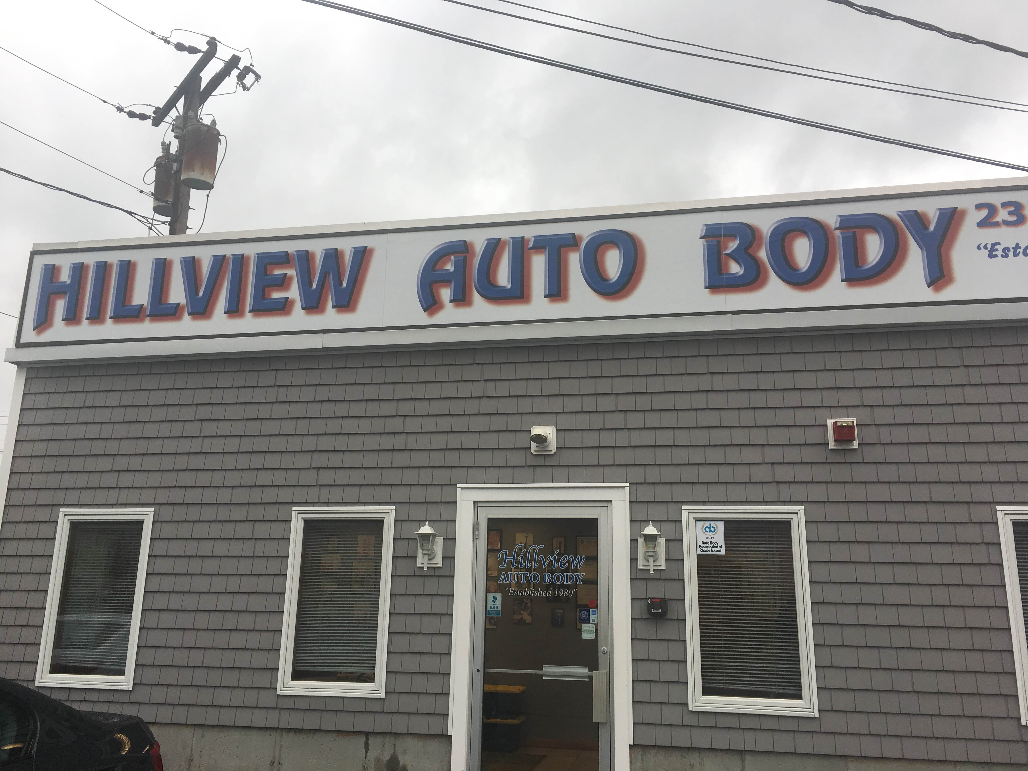 HILL VIEW Autobody gallery 1