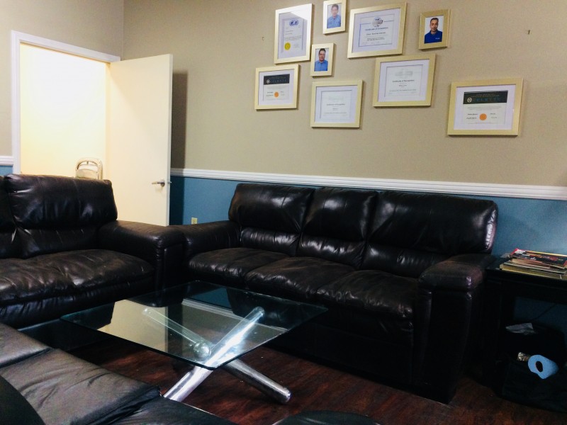 CARSTAR Lucky Body Shop gallery 1