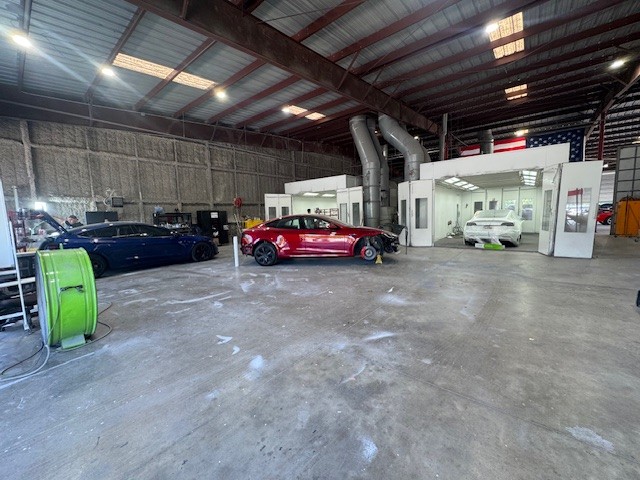 Eagle Collision Repair Center, Inc. gallery 3
