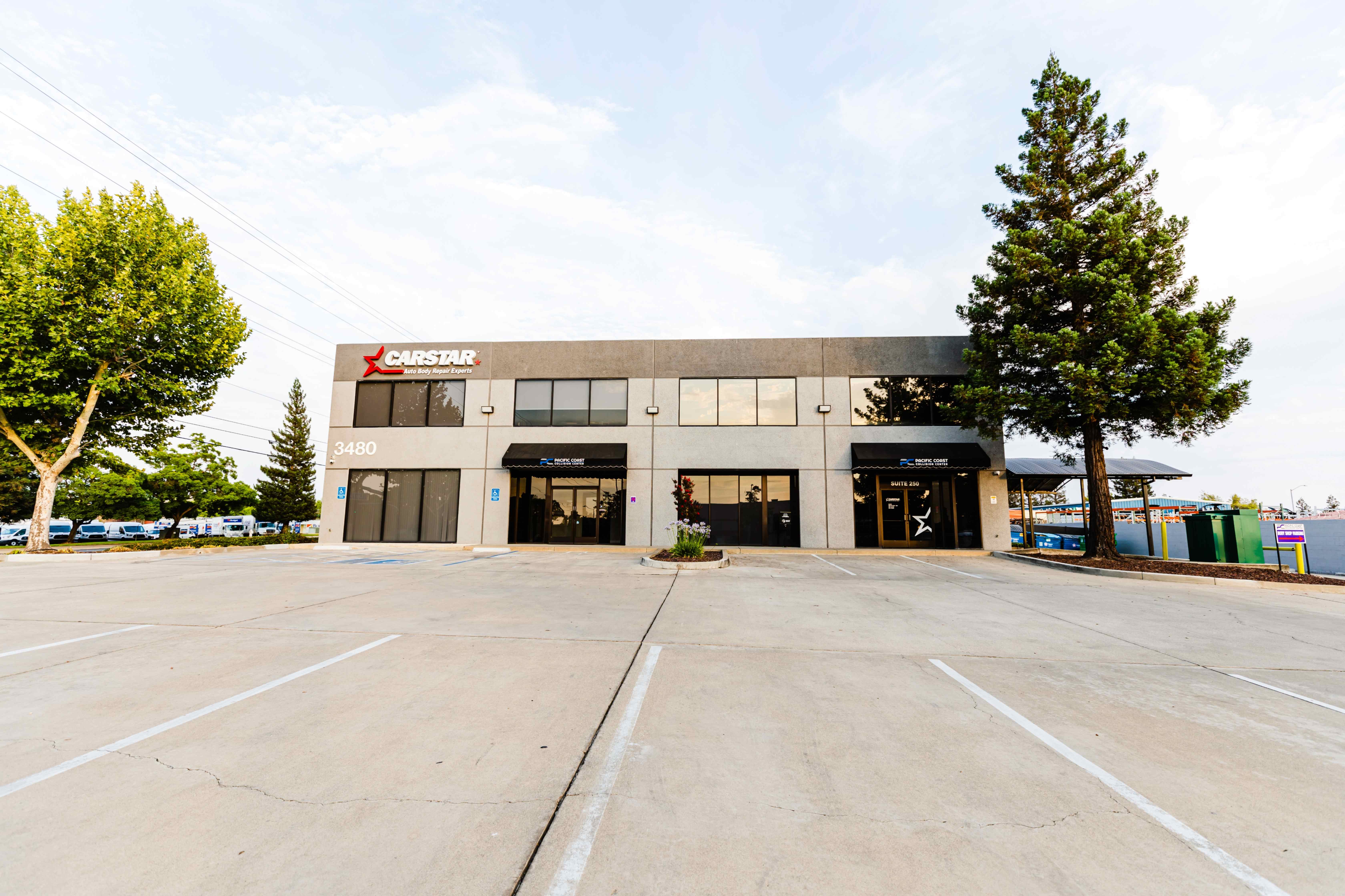 CARSTAR Pacific Coast Collision Center gallery 1