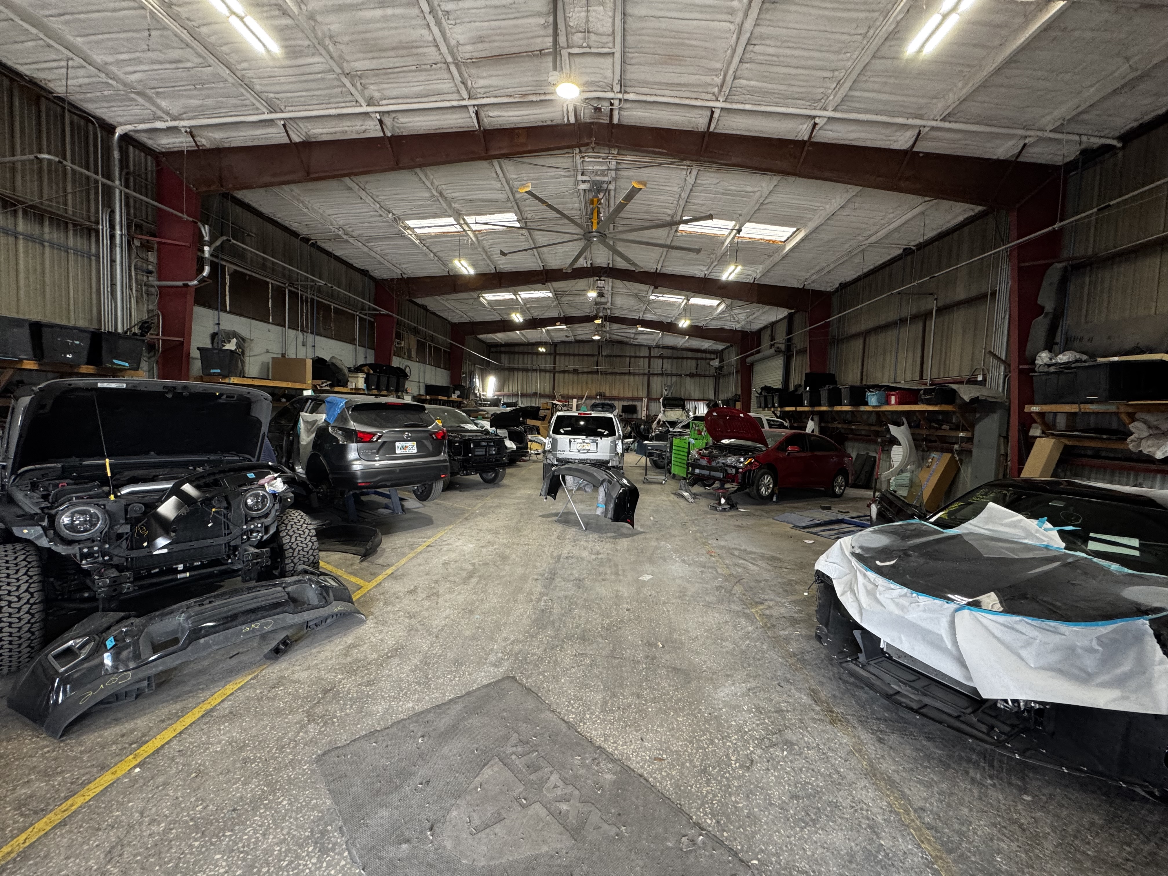 Maurice's Auto Body gallery 3