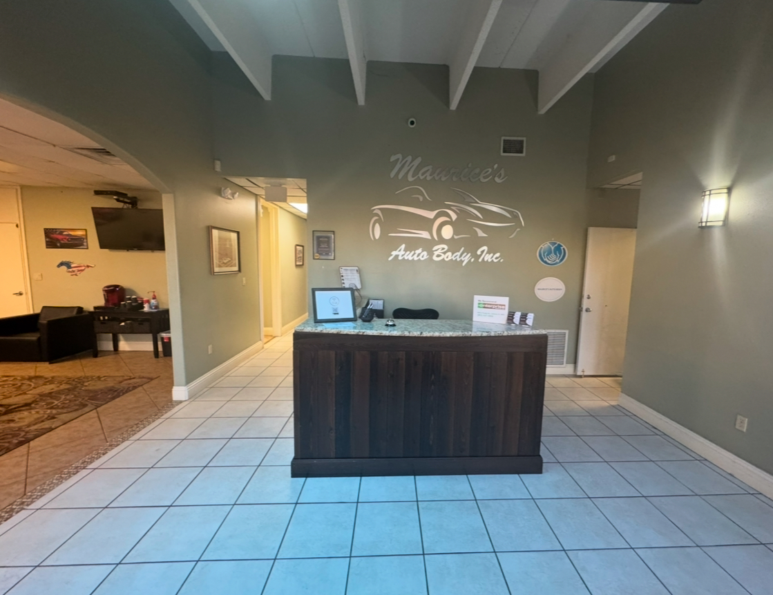 Maurice's Auto Body gallery 2